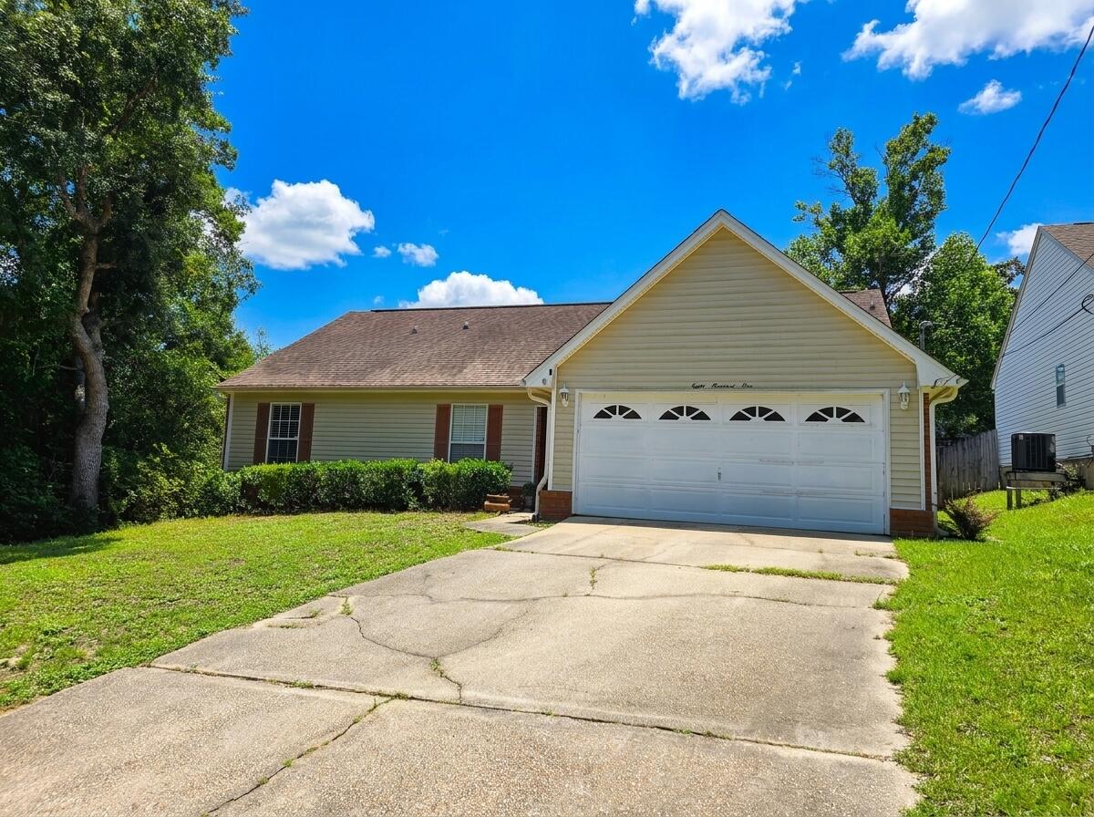 COLLEGE OAKS - Residential