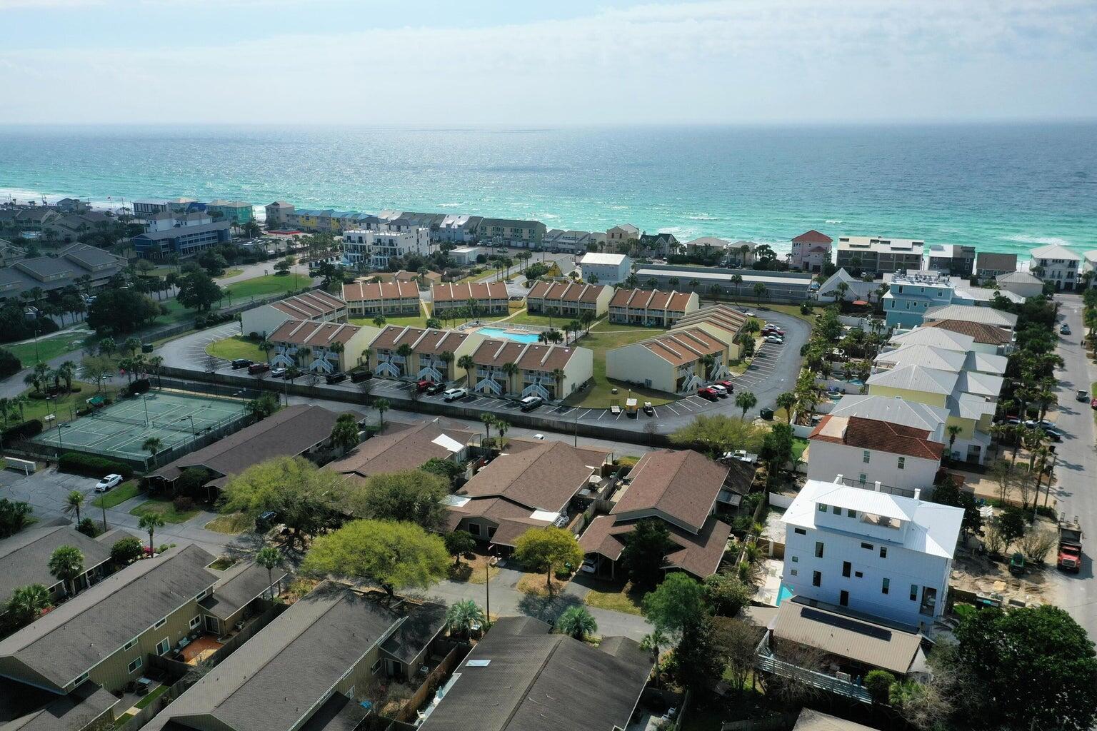 SEASCAPE CONDO TENNIS VILLAGE - Residential