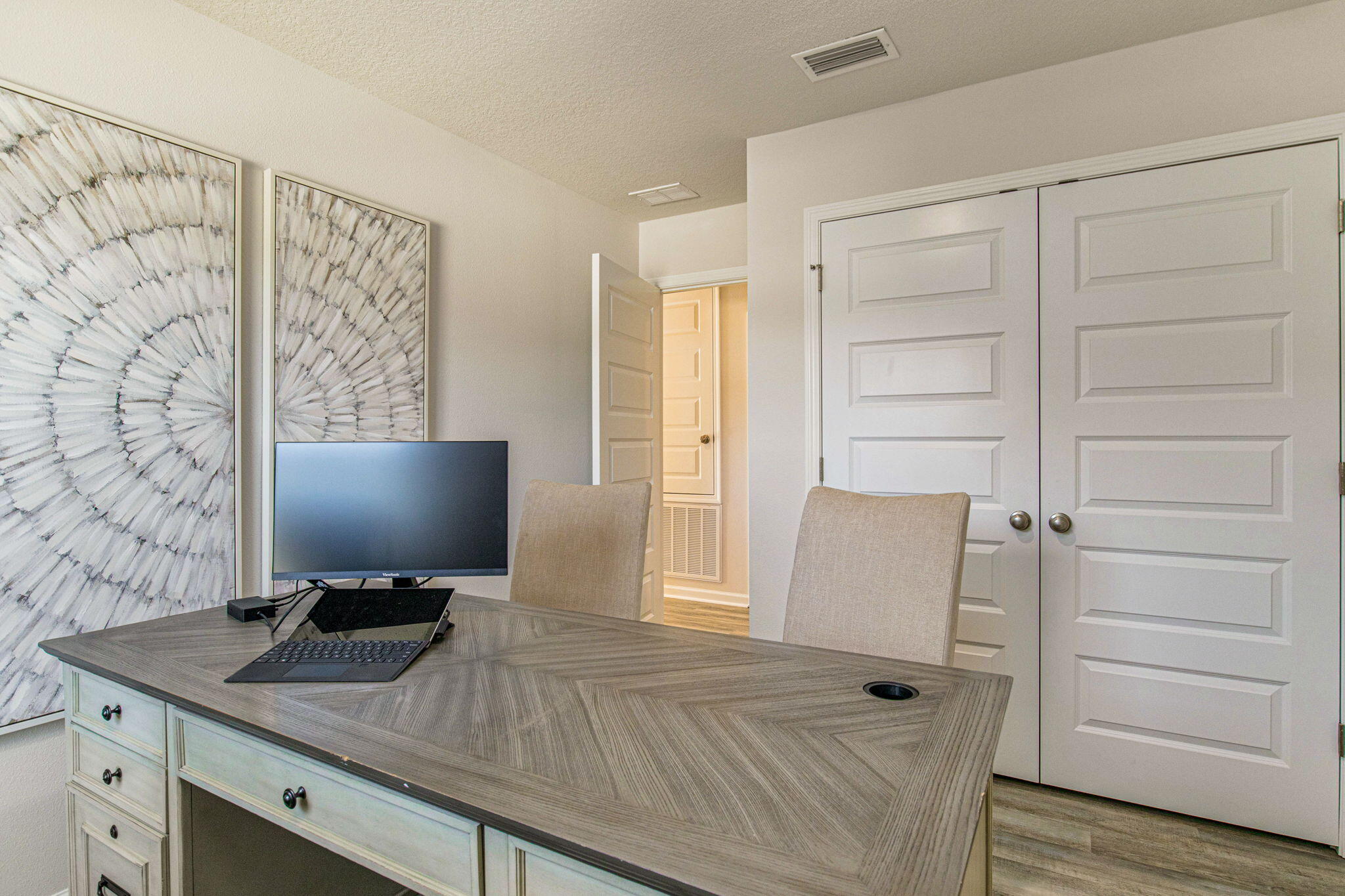 RIVERS COVE - Residential