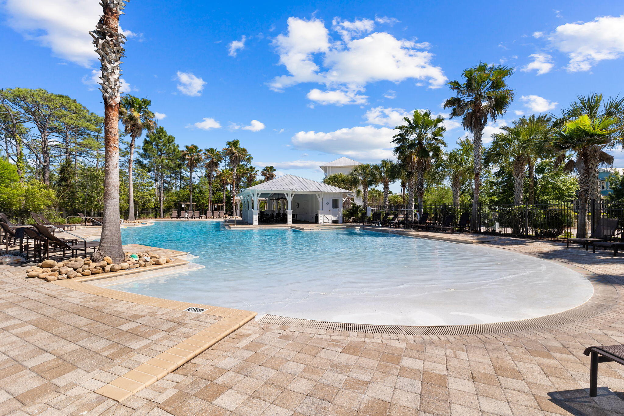 NATUREWALK AT SEAGROVE - Residential
