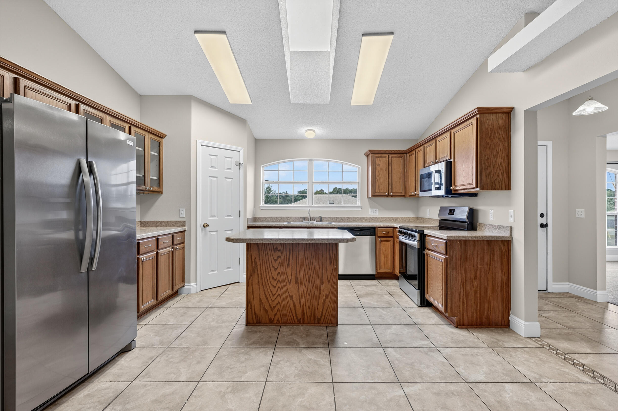 NORTHVIEW ESTATES 7TH ADDN - Residential