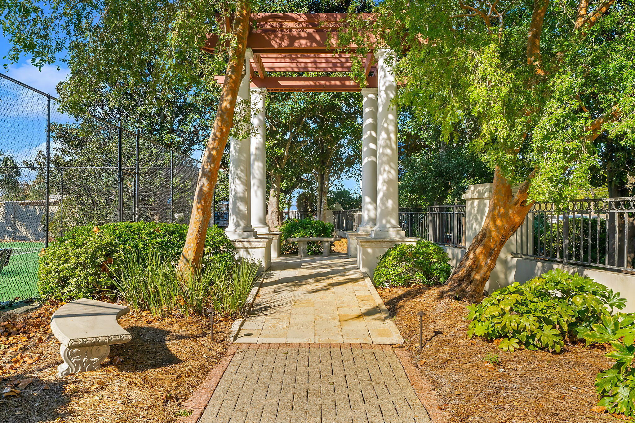 CARIBE - Residential Lease