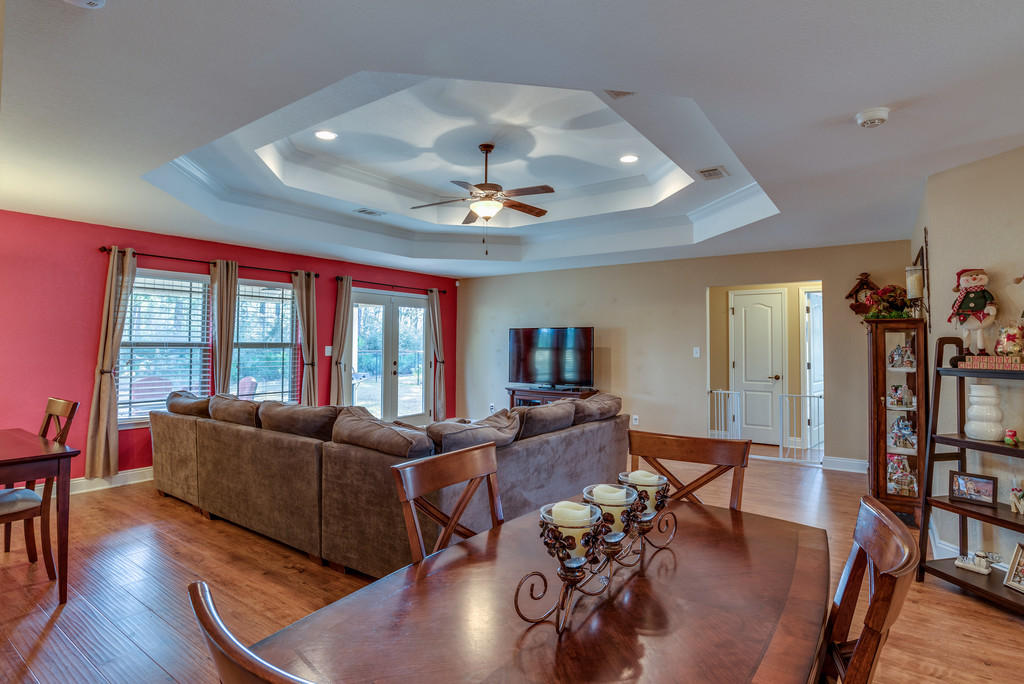 NAVARRE S/D 2ND ADDN - Residential