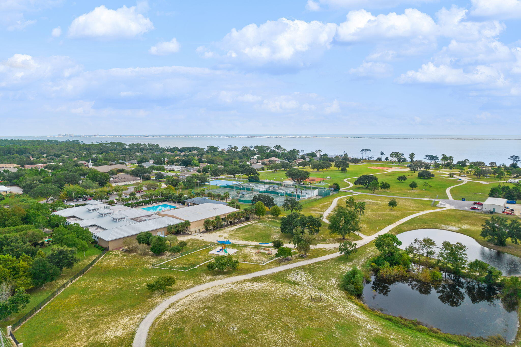 HOLLEY BY THE SEA - Residential