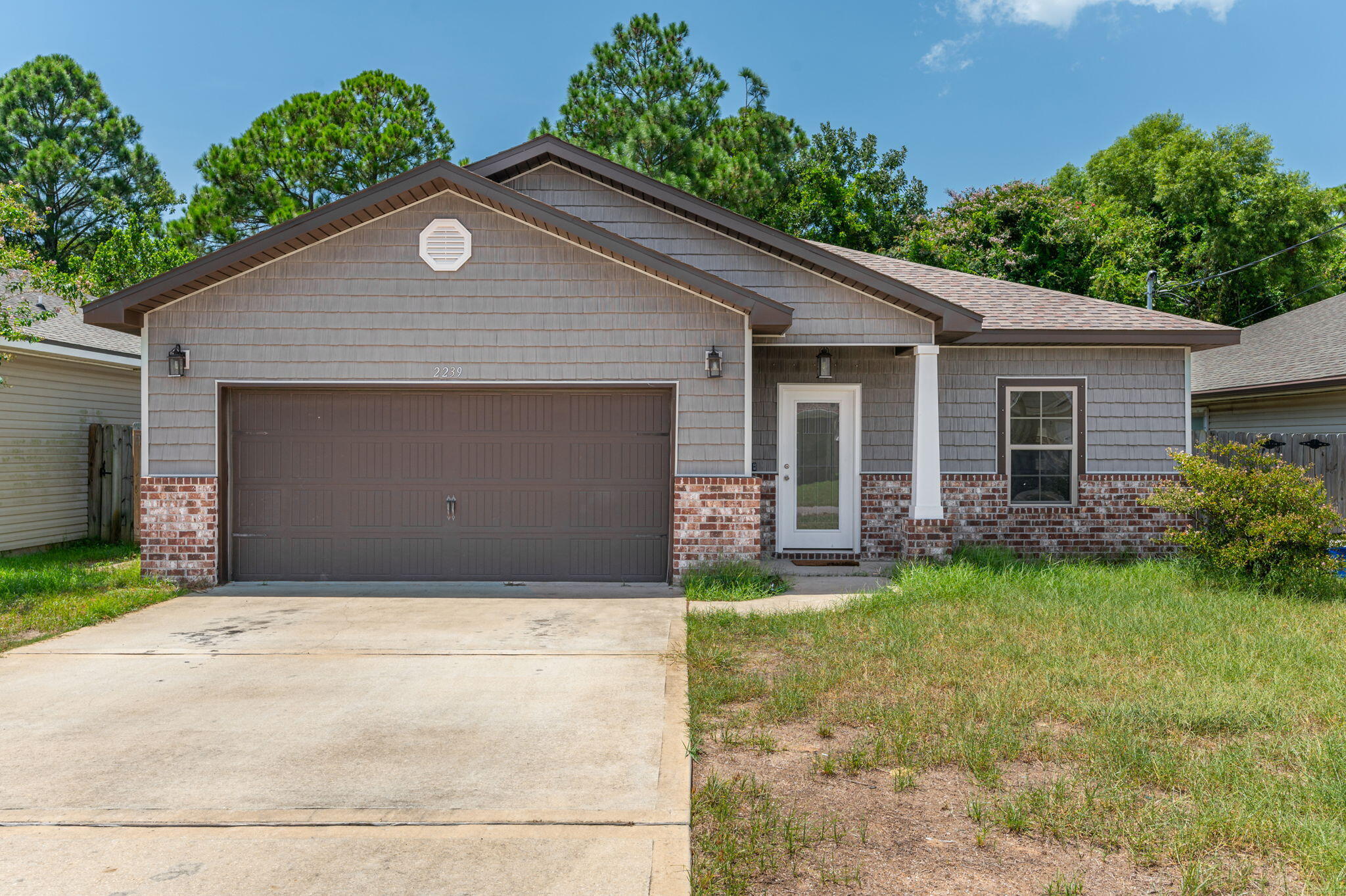 CRESCENT SHORES - Residential