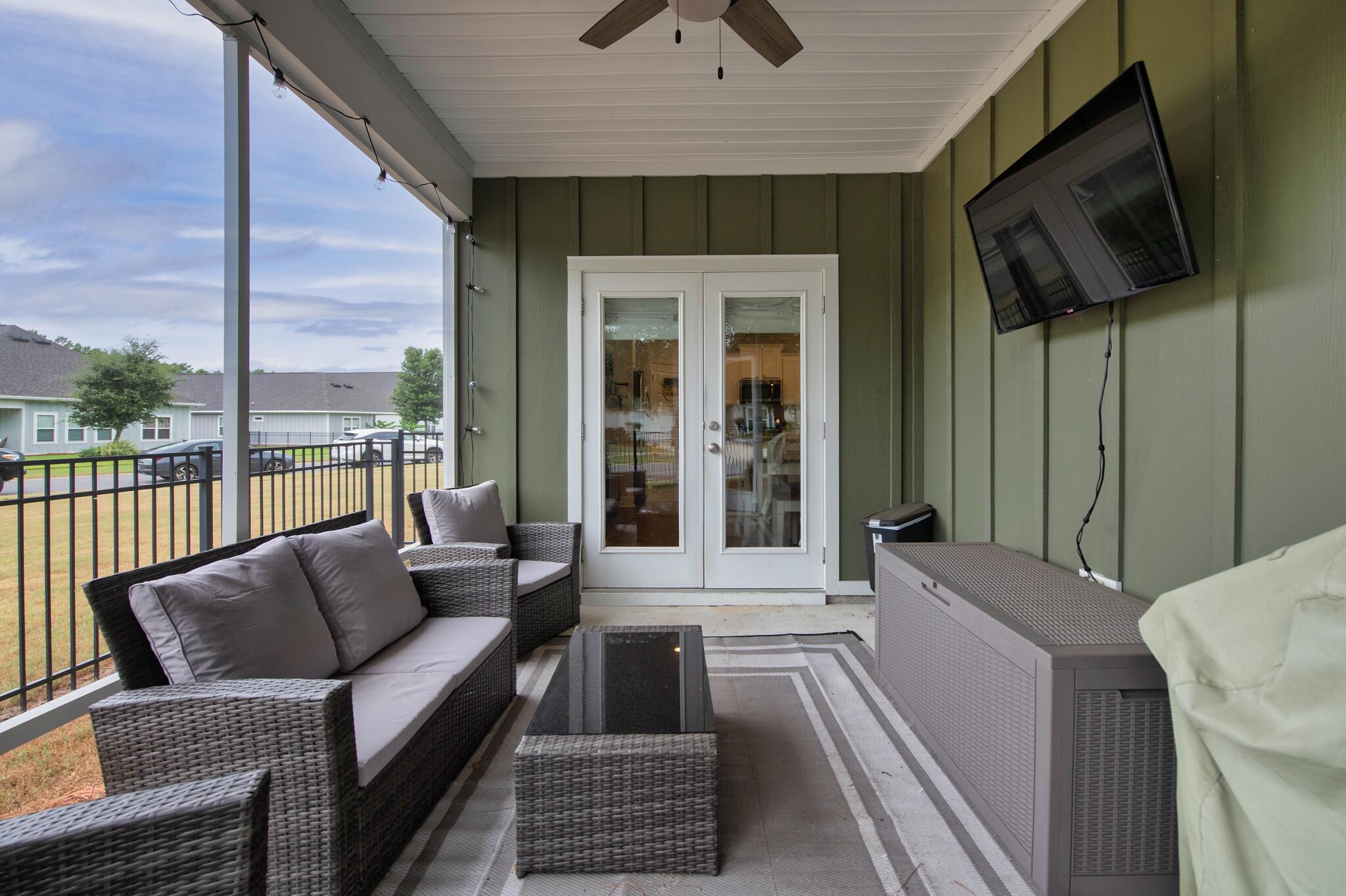 HAMMOCK BAY - Residential