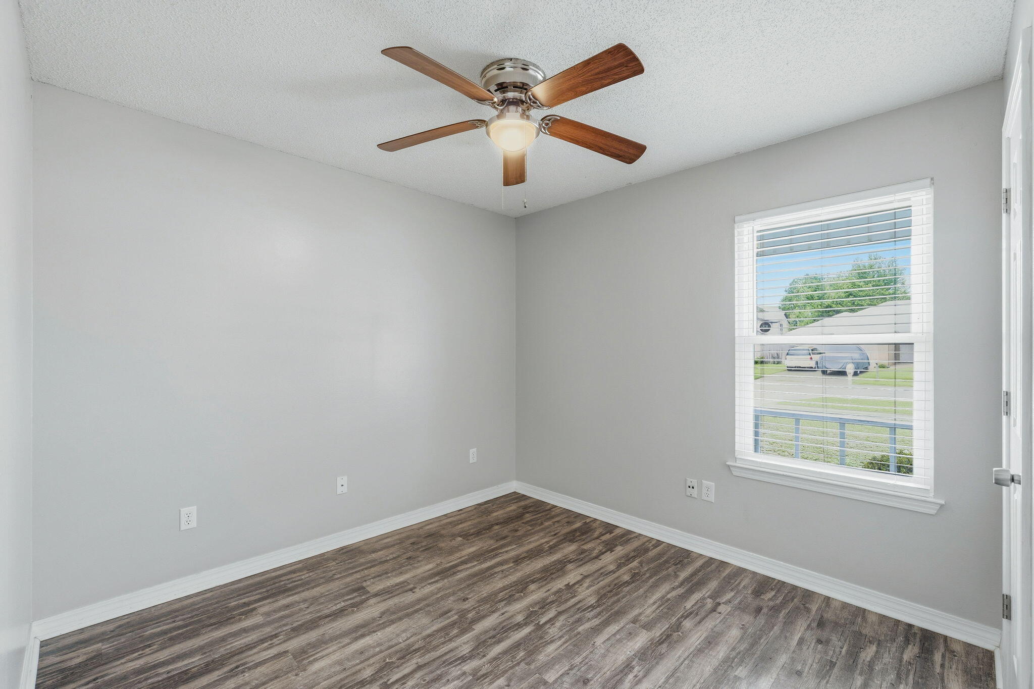 ORION LAKE - Residential