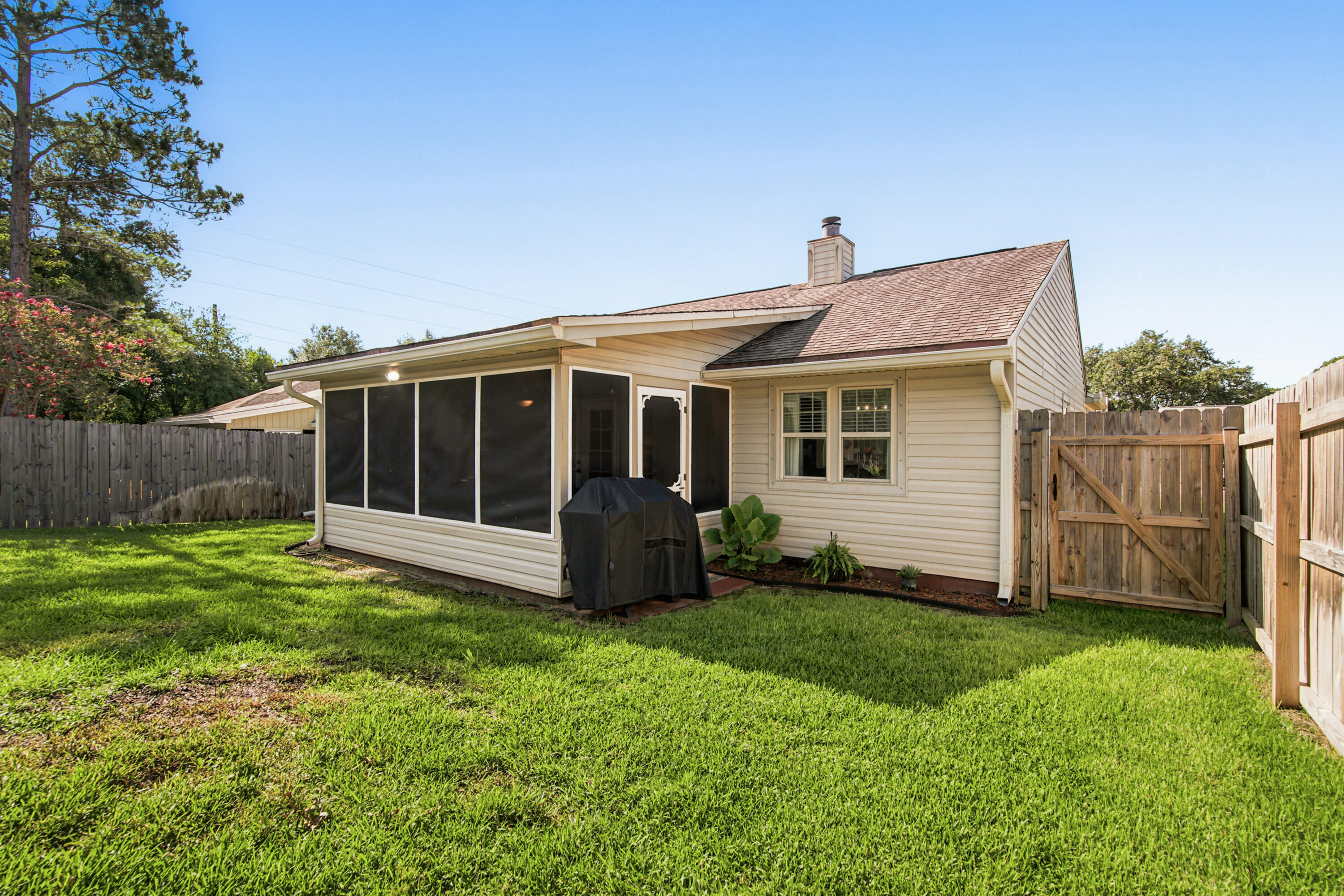 CEDAR RIDGE - Residential