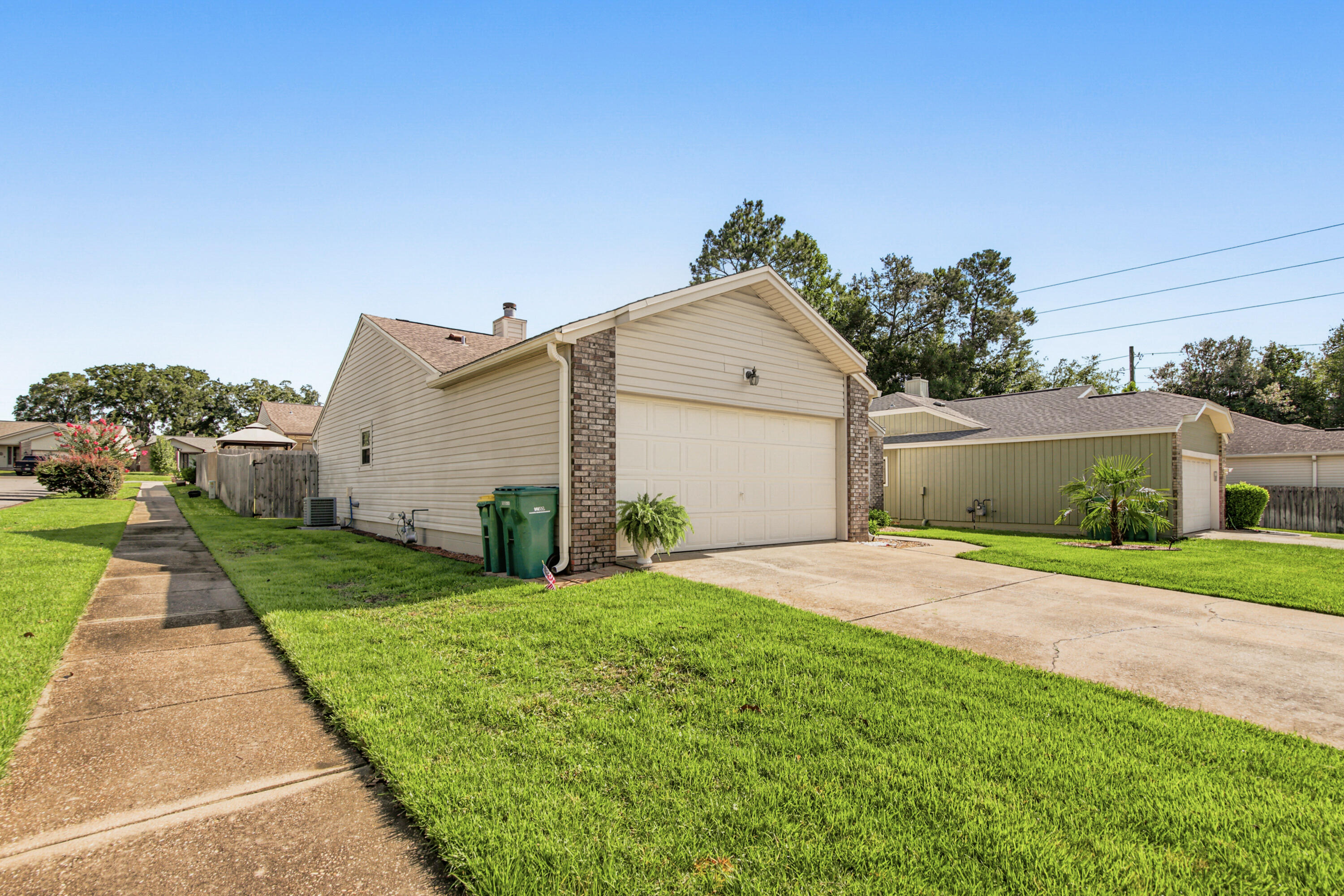 CEDAR RIDGE - Residential