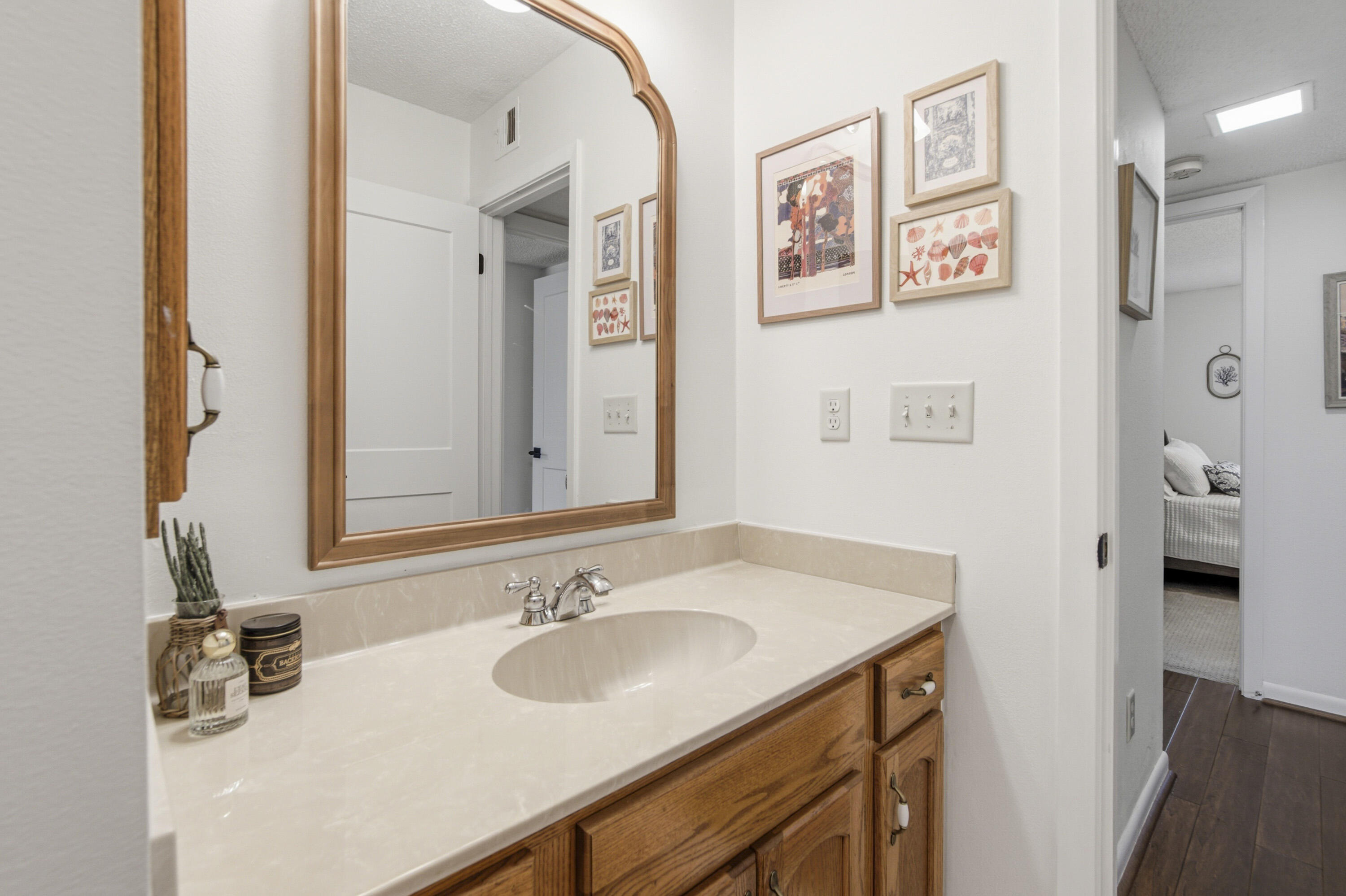 CEDAR RIDGE - Residential