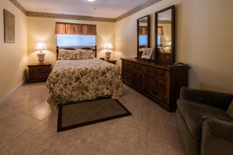 SEASCAPE CONDO TENNIS VILLAGE - Residential
