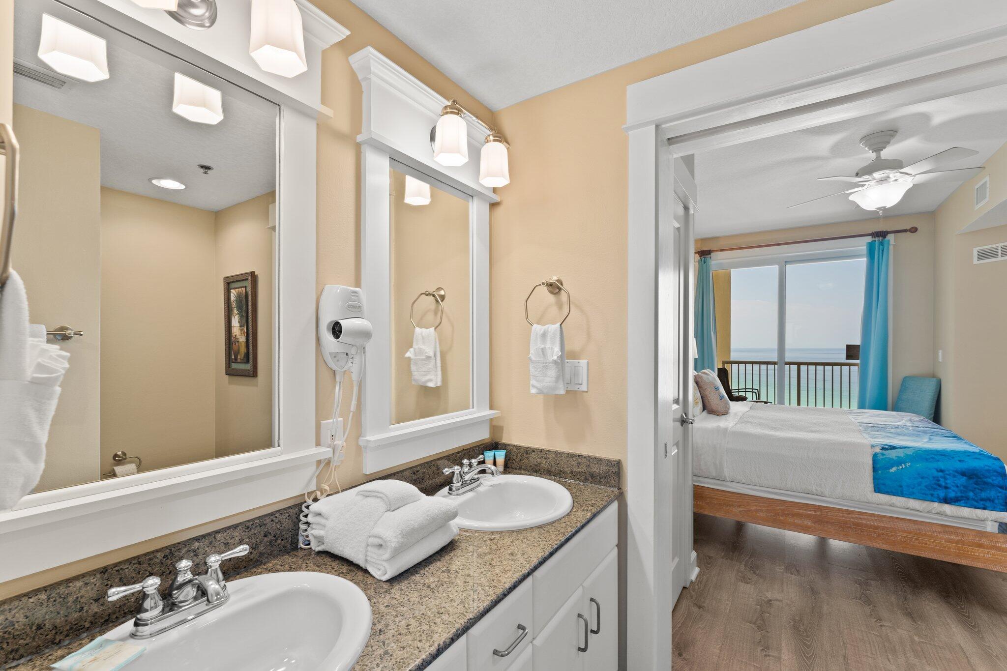 Grande Panama Beach Resorts Building 2 - Residential