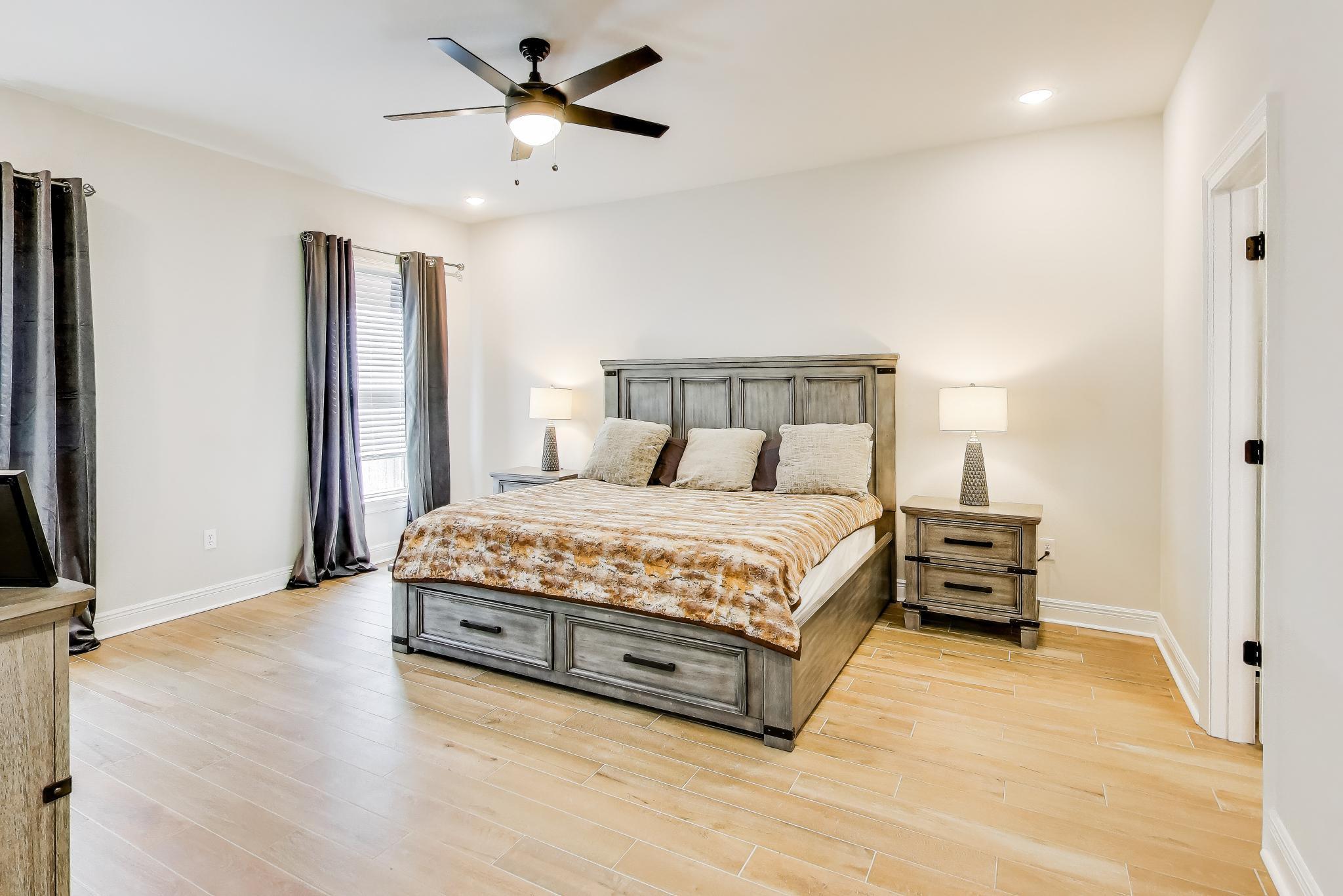 HAMMOCK BAY - BIRD SONG - Residential