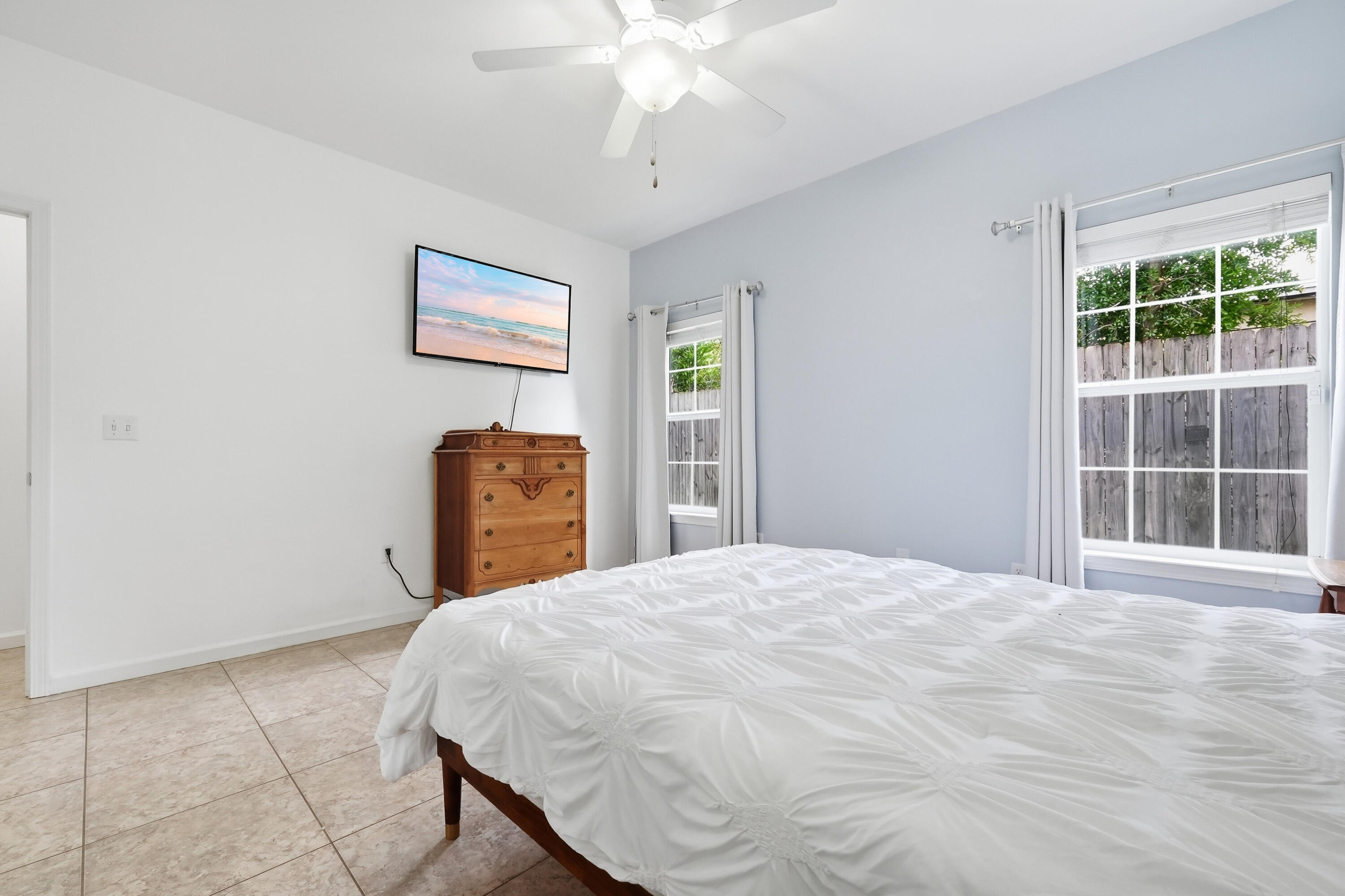 REDWOOD VILLAGE - Residential
