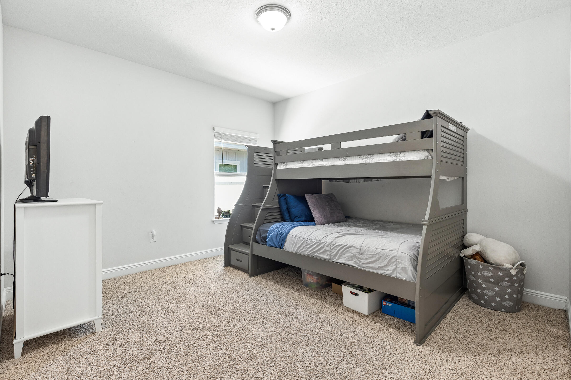 STONEGATE - Residential