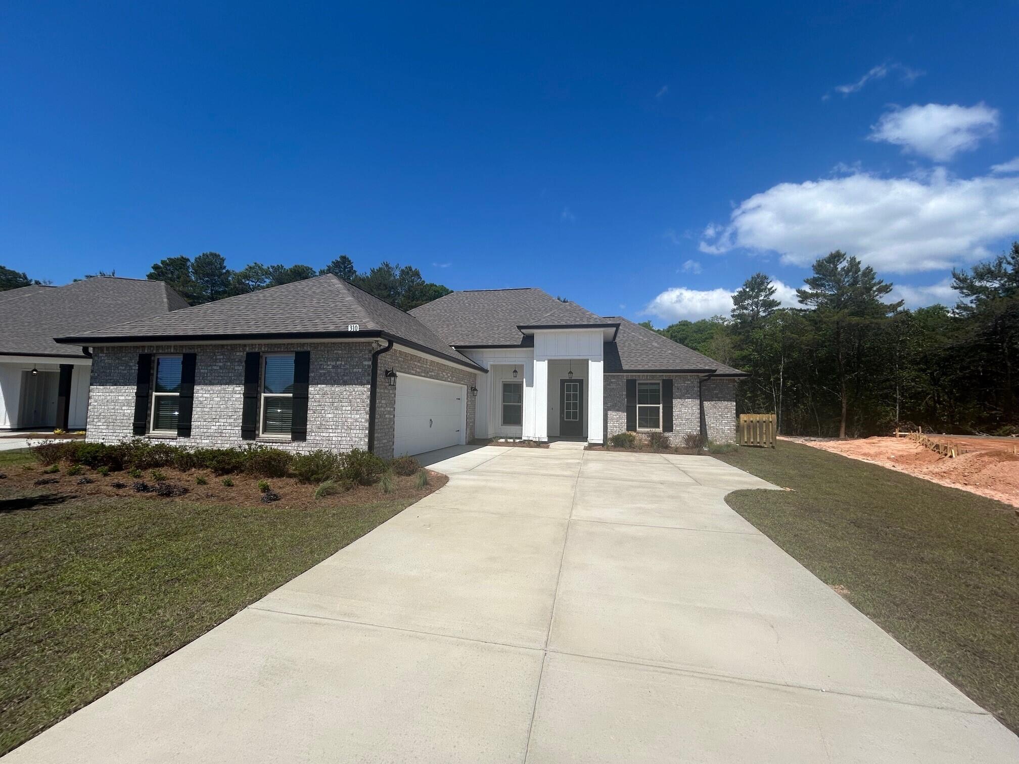 HAMMOCK BAY - BIRD SONG - Residential