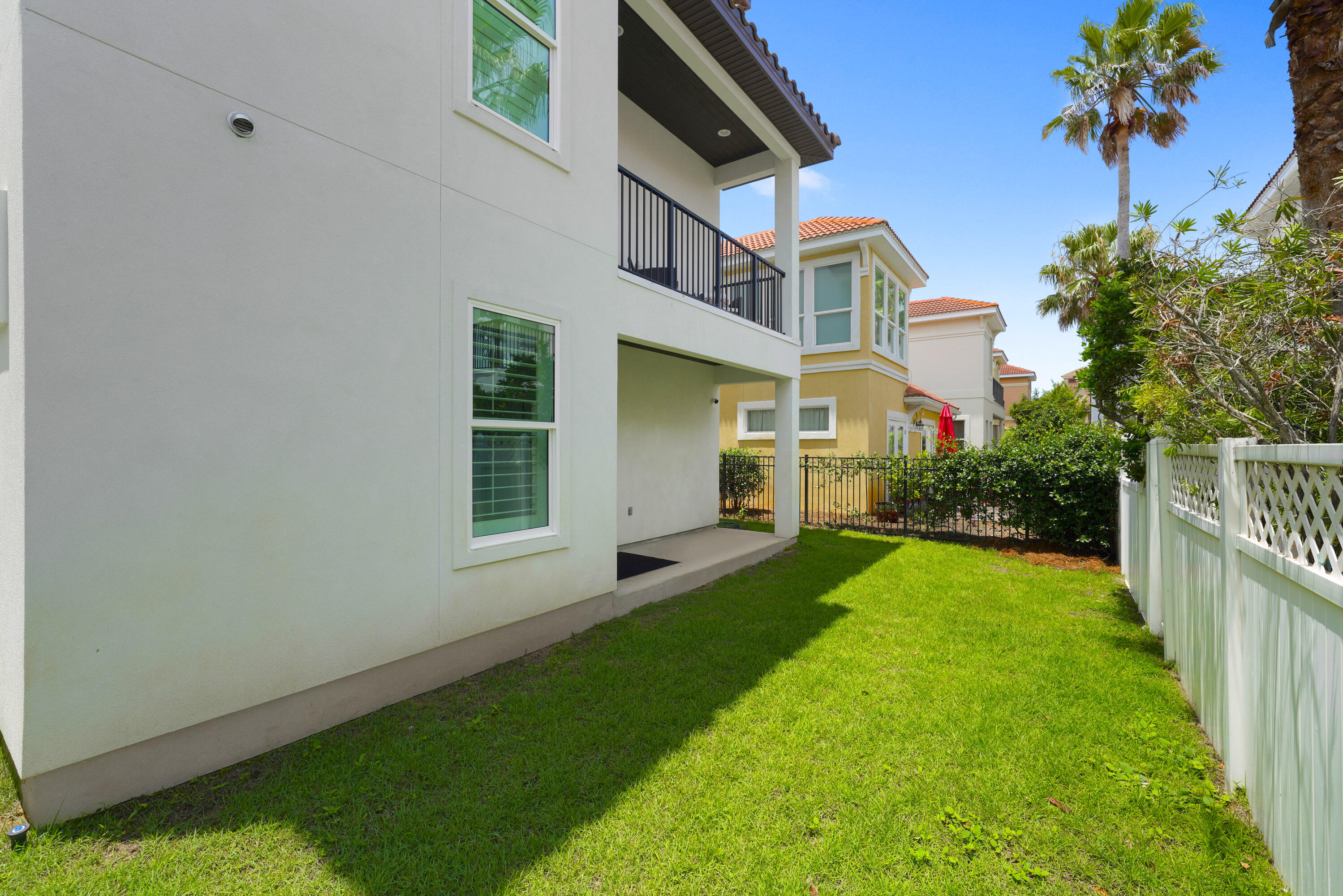 CALUSA BAY S/D - Residential