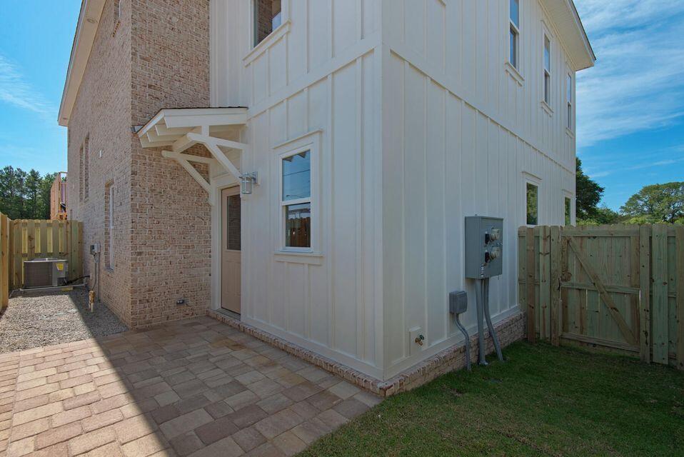 VALPARAISO PLAT 15 - Residential Lease