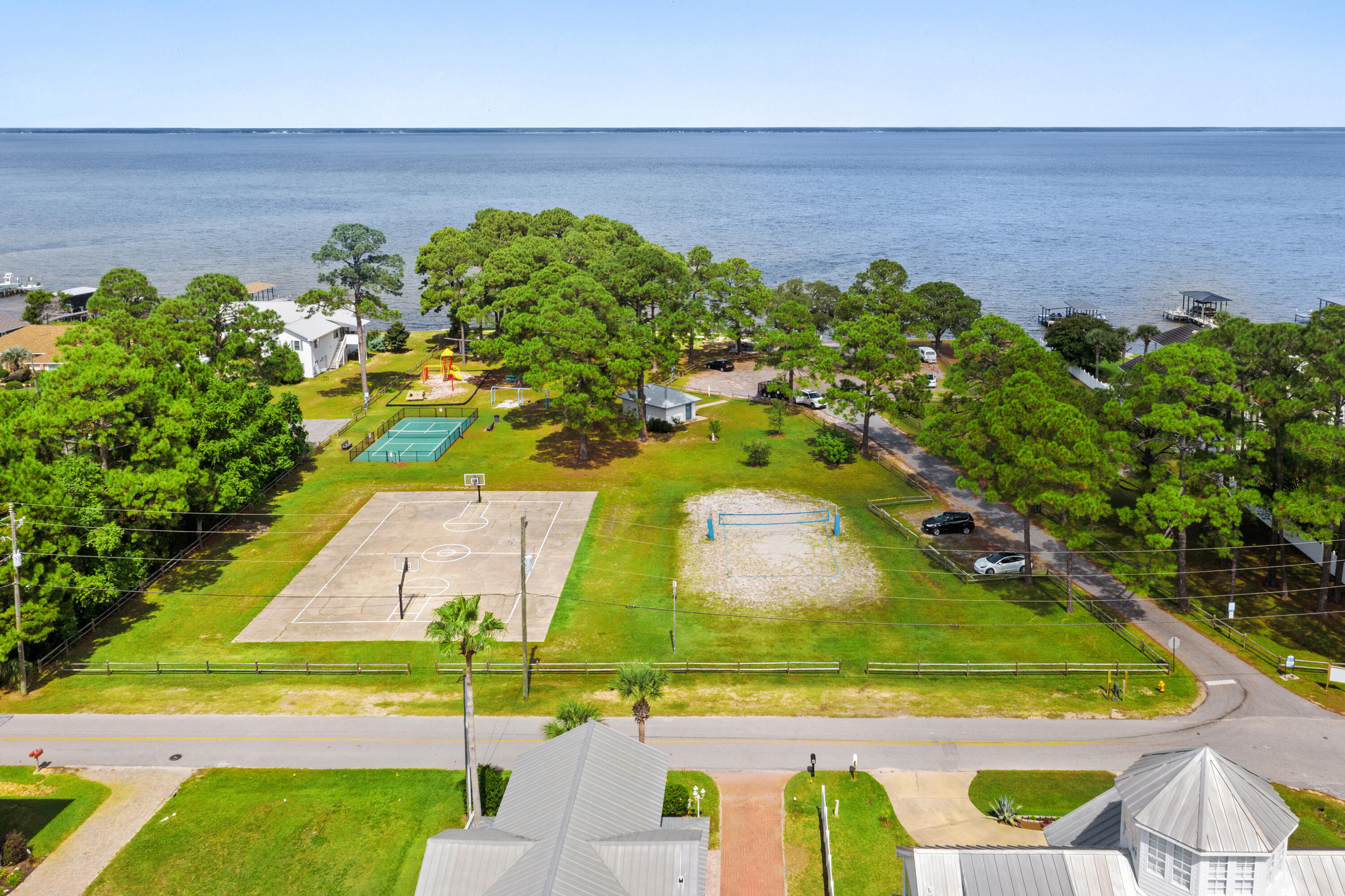 MANDAVILLA - Residential