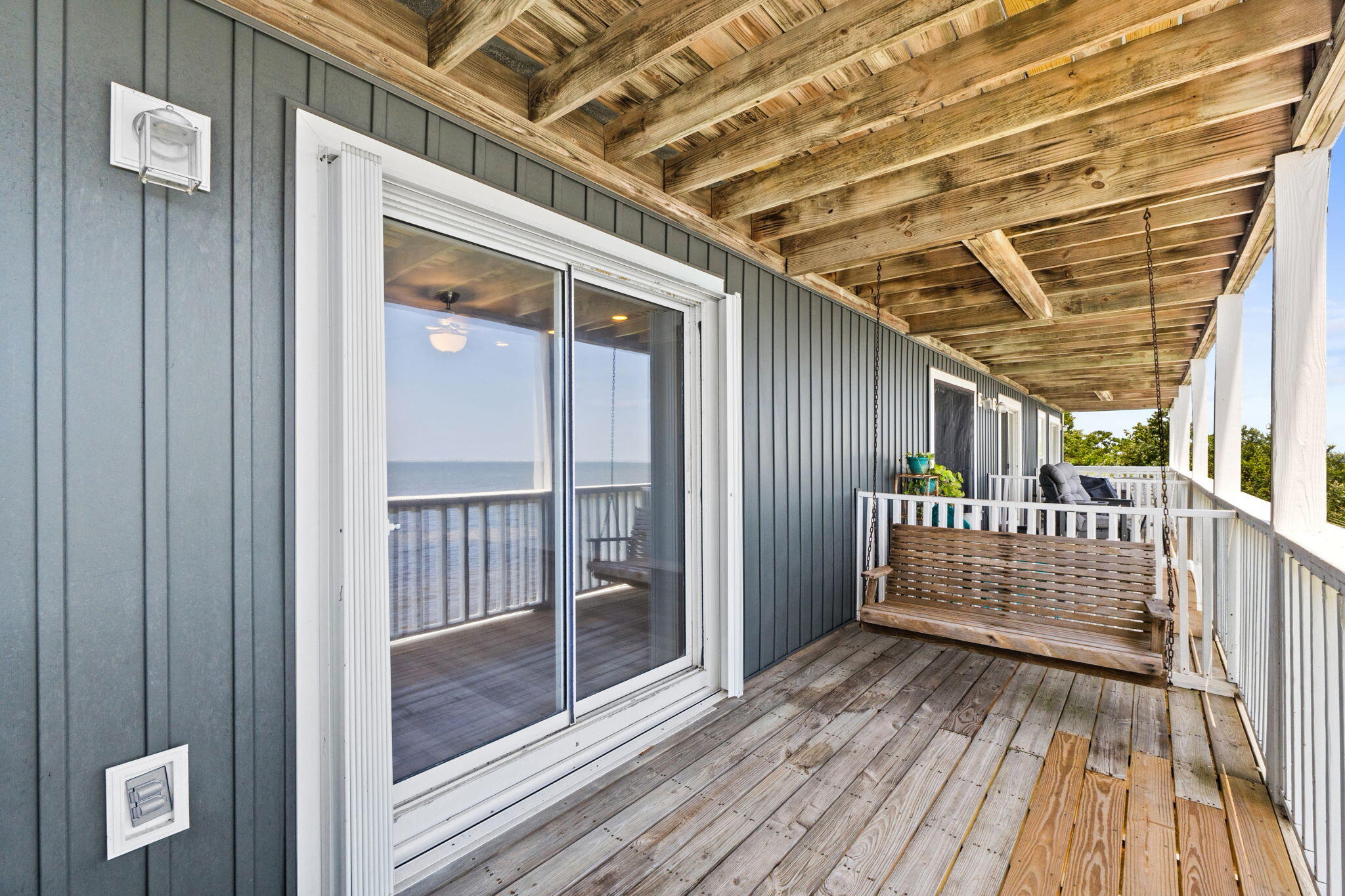 SOUNDWIND CONDO - Residential