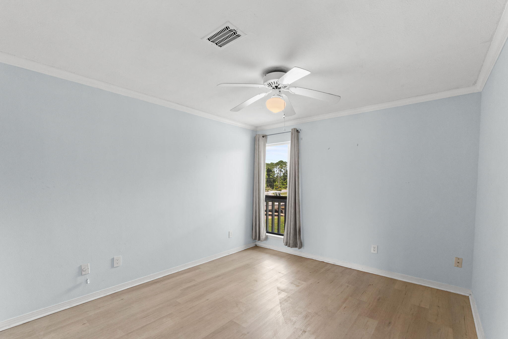 SOUNDWIND CONDO - Residential