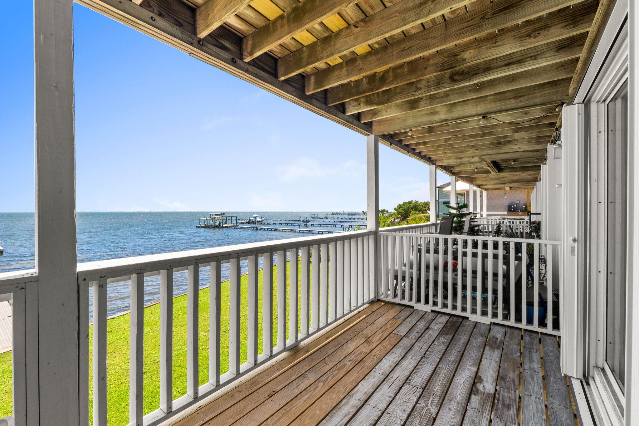 SOUNDWIND CONDO - Residential