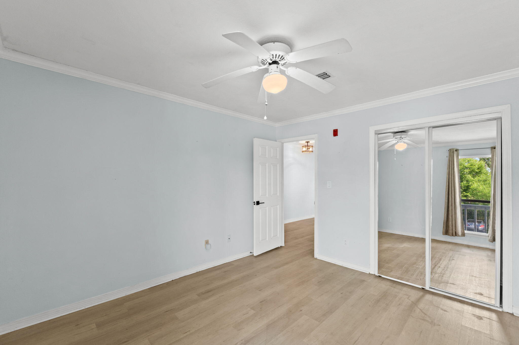 SOUNDWIND CONDO - Residential