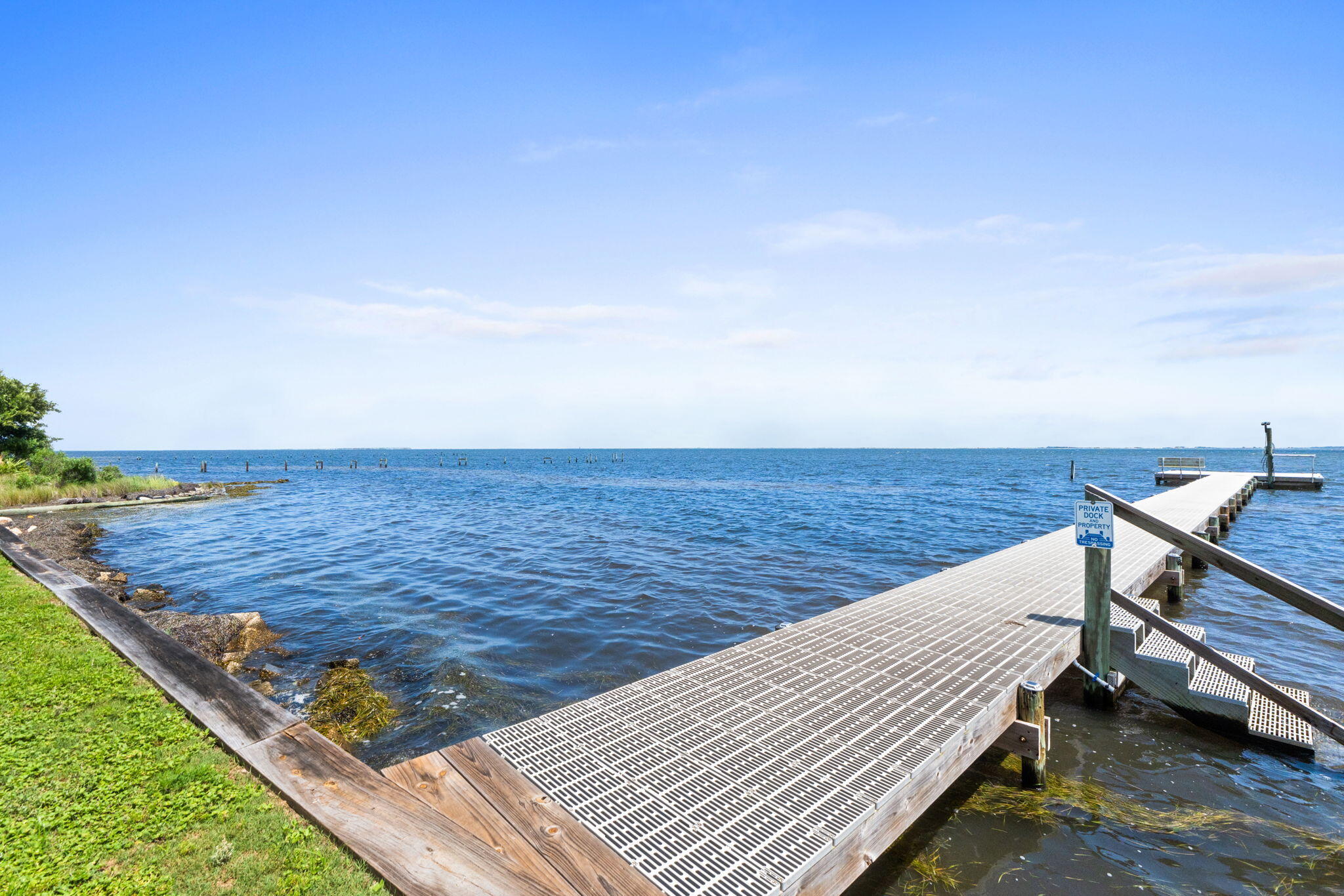 SOUNDWIND CONDO - Residential