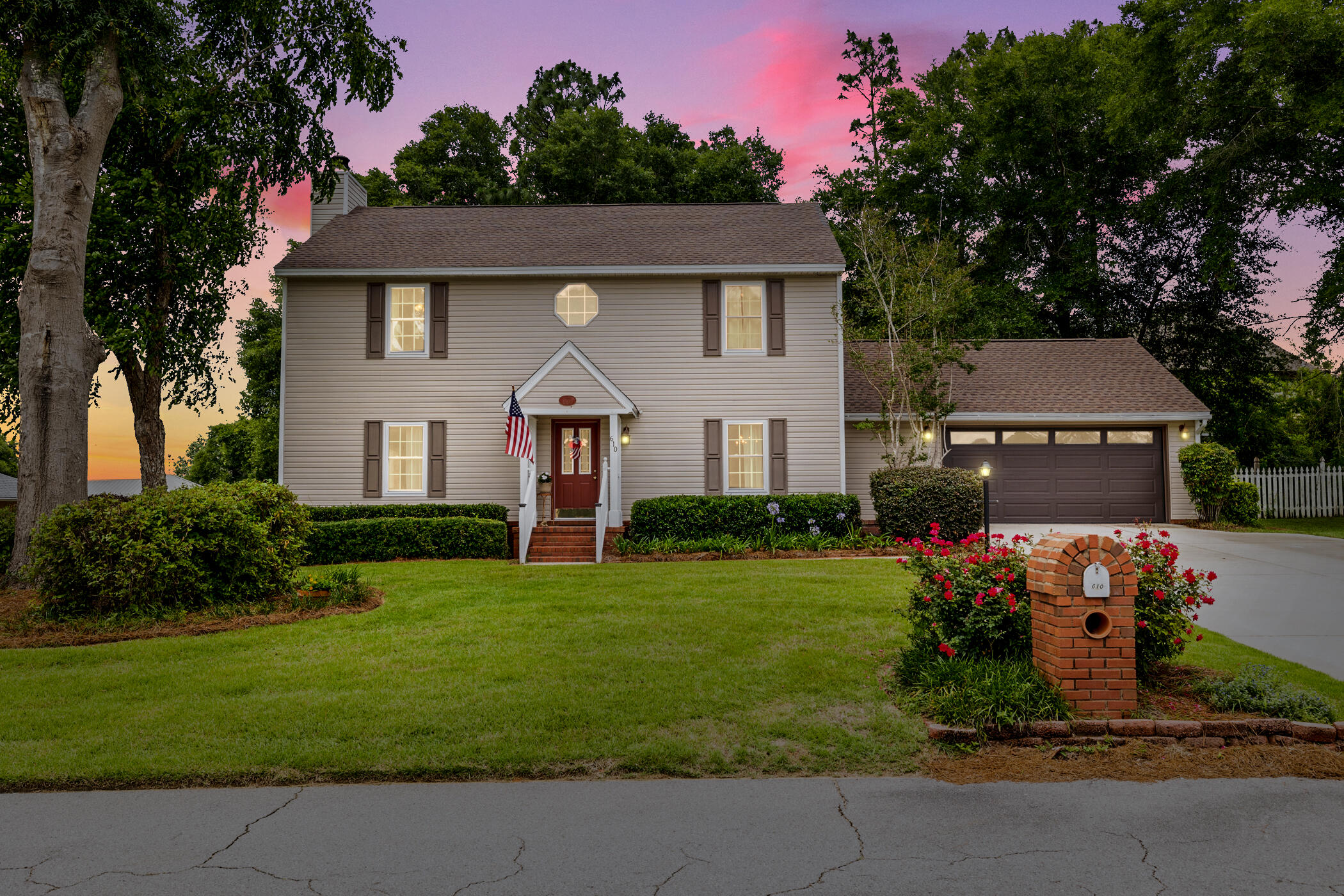 Move-in ready and packed with updates, this South Crestview gem offers 4 bedrooms + office, 2.5 baths, and the perfect blend of indoor and outdoor living.
Step inside to beautiful hardwood floors, a spacious living room with a cozy wood-burning fireplace, and a fully renovated kitchen that seamlessly connects to both casual and formal dining spaces. Upstairs, the oversized primary suite provides a private retreat, while three additional bedrooms offer plenty of room for family and guests.
Outside is where this home truly shines. The large, fully fenced backyard, partial lake views, and brand-new deck create the perfect setting for entertaining, grilling, or simply relaxing after a long day. An irrigation system helps keep the yard looking its best year-round.
Located in one of South Crestview's most convenient areas, you'll enjoy an easy commute to Eglin AFB, Hurlburt Field, shopping, dining, and the Emerald Coast's world-famous beaches.
Recent improvements include a new roof (2021), windows (2015), interior paint (2026), electrical panel (2026), and a newly rebuilt deck (2026), making this home as practical as it is beautiful.