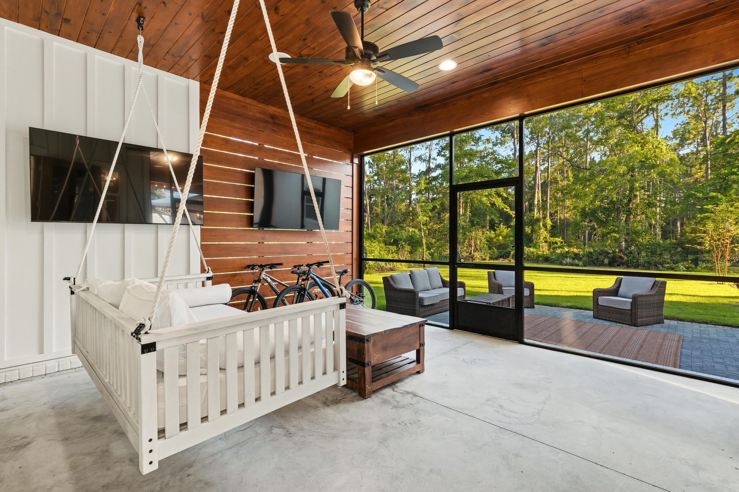 CROSS CREEK SHORES - Residential
