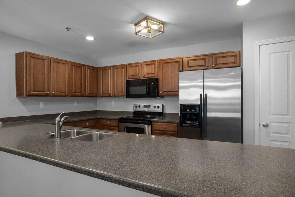 INDIANOLA ON THE WATER - Residential Lease