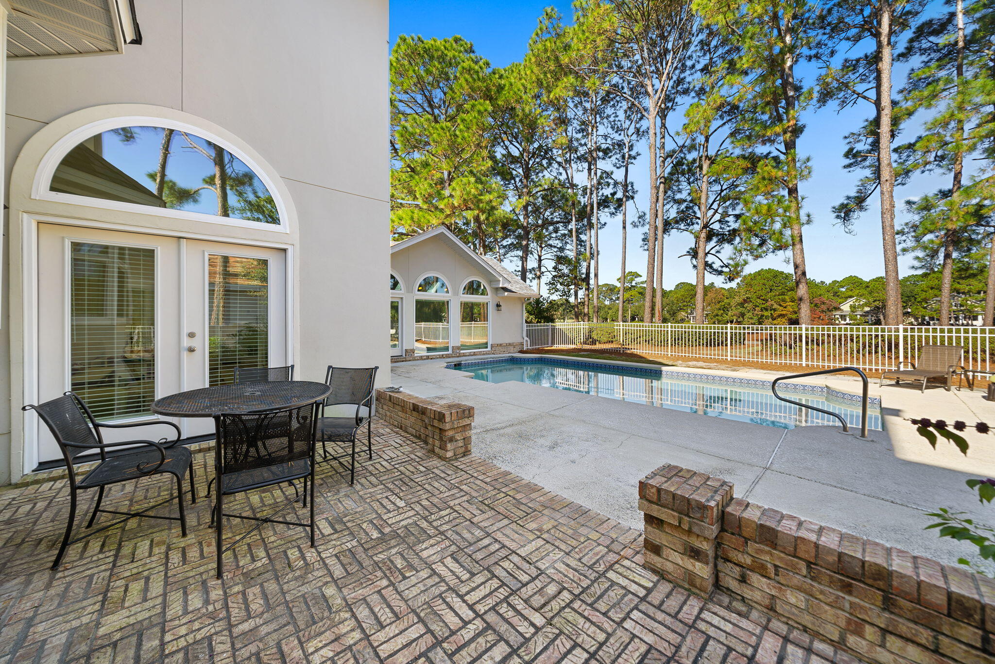TROON DRIVE - Residential