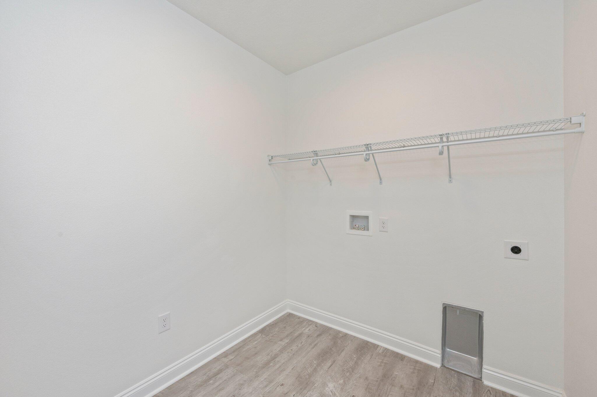 HOMEWOOD EST - Residential