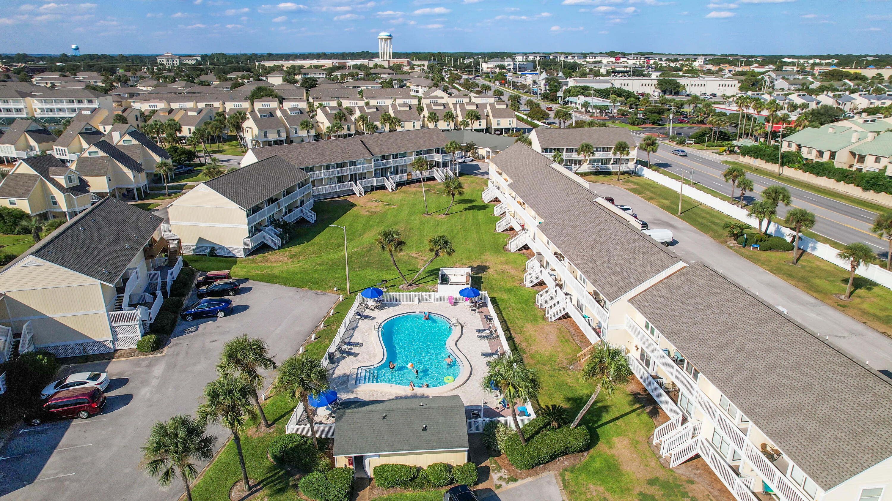 SANDPIPER COVE Condominiums - Residential