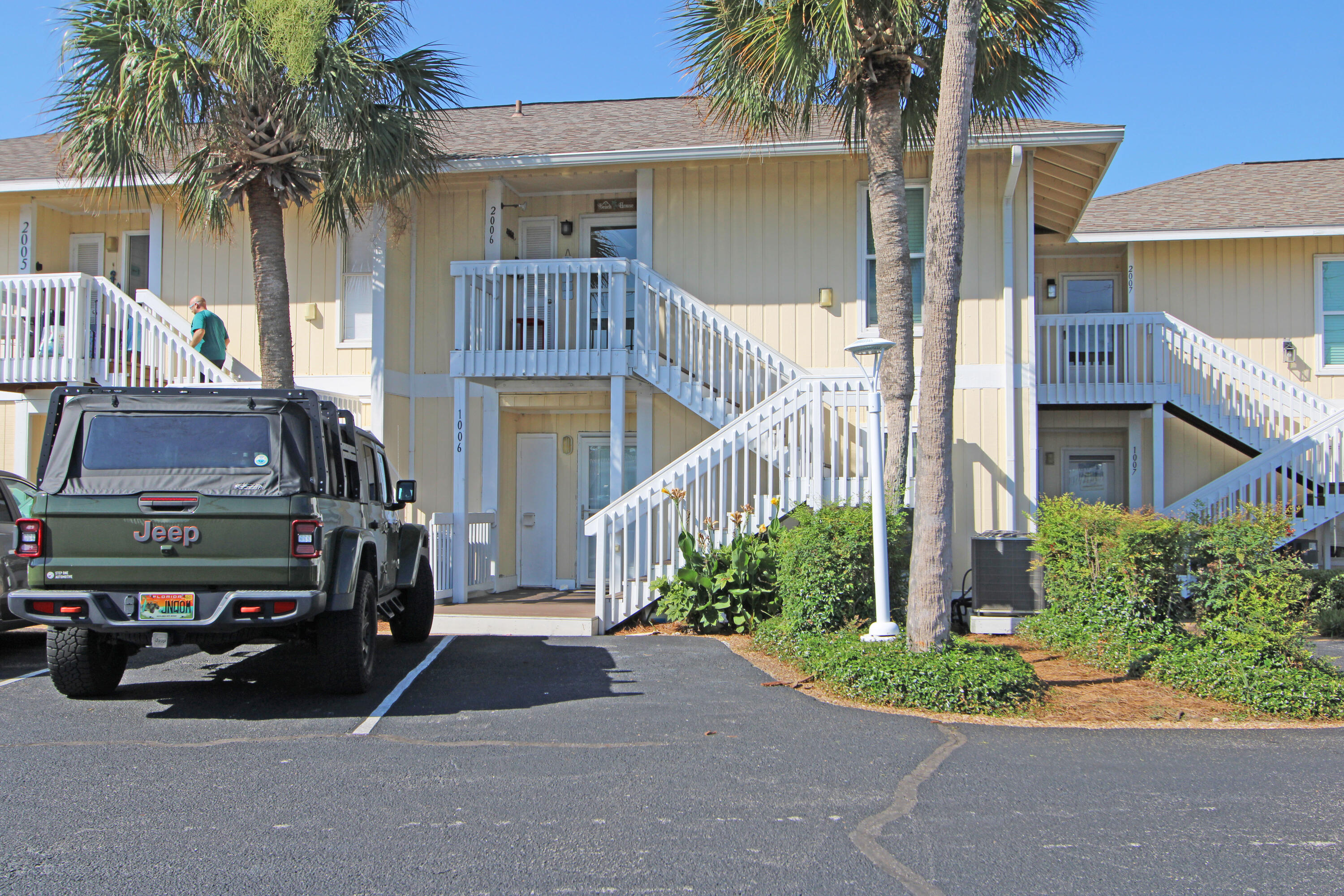 SANDPIPER COVE Condominiums - Residential