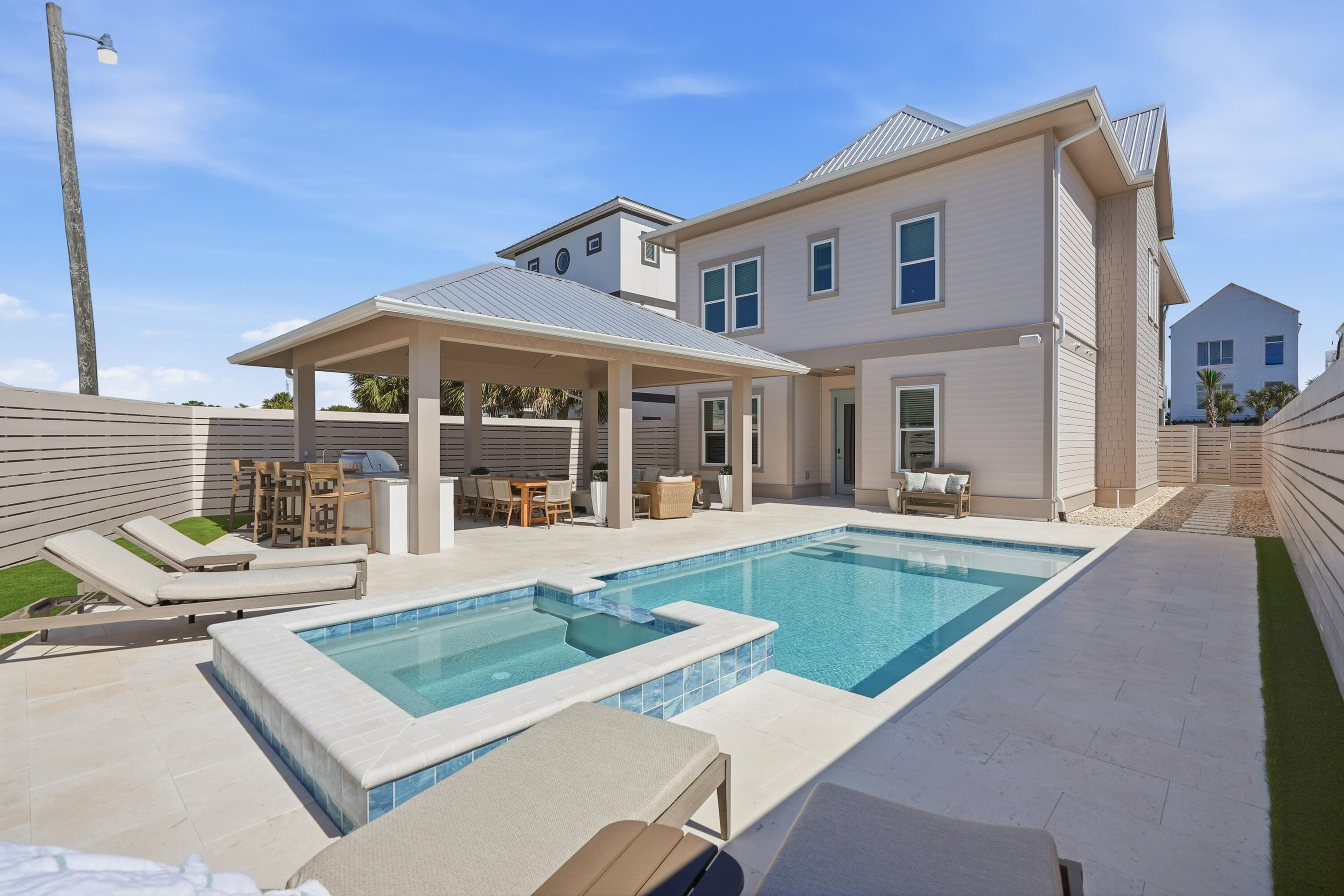 NO RECORDED SUBDIVISION - Residential