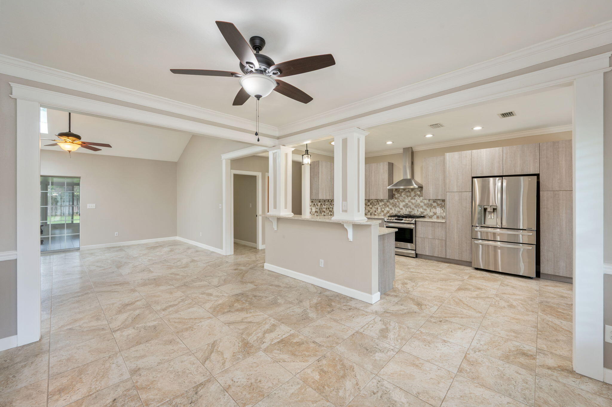 LAKE POINTE - Residential