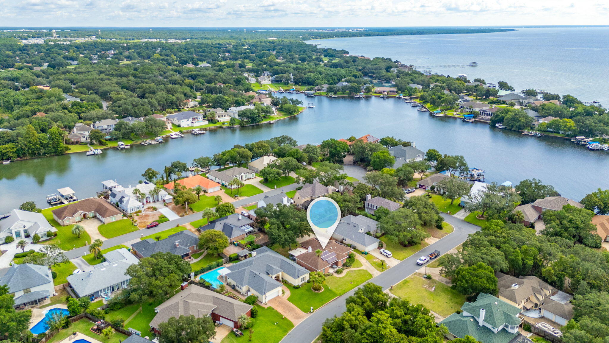 LAKE POINTE - Residential
