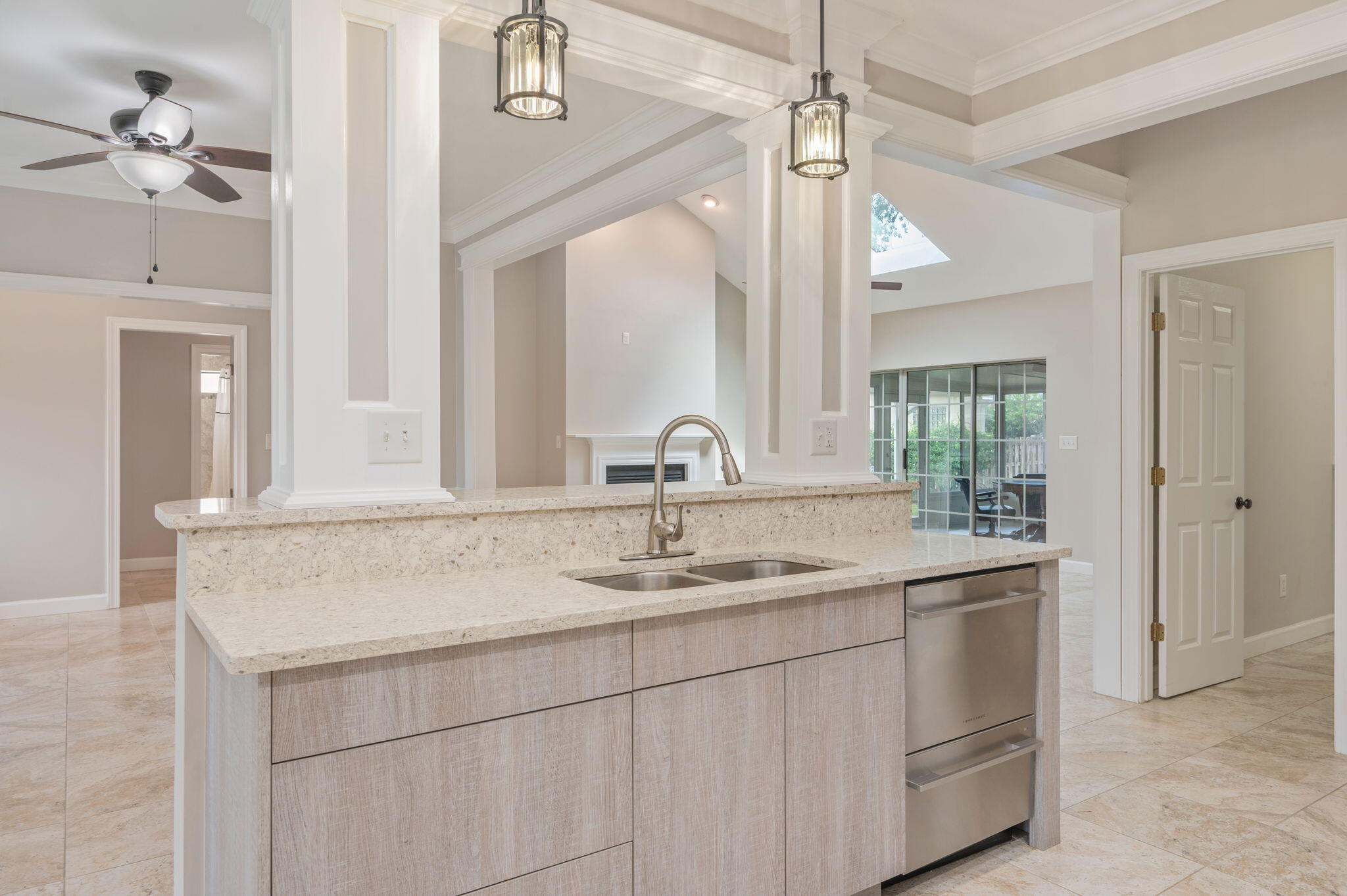 LAKE POINTE - Residential