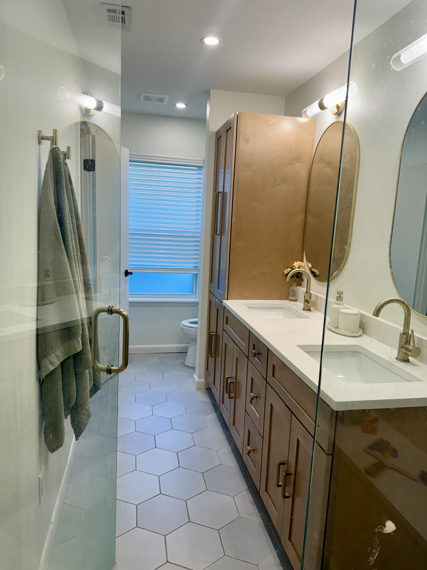 RUSHLIN PARK S/D - Residential Lease
