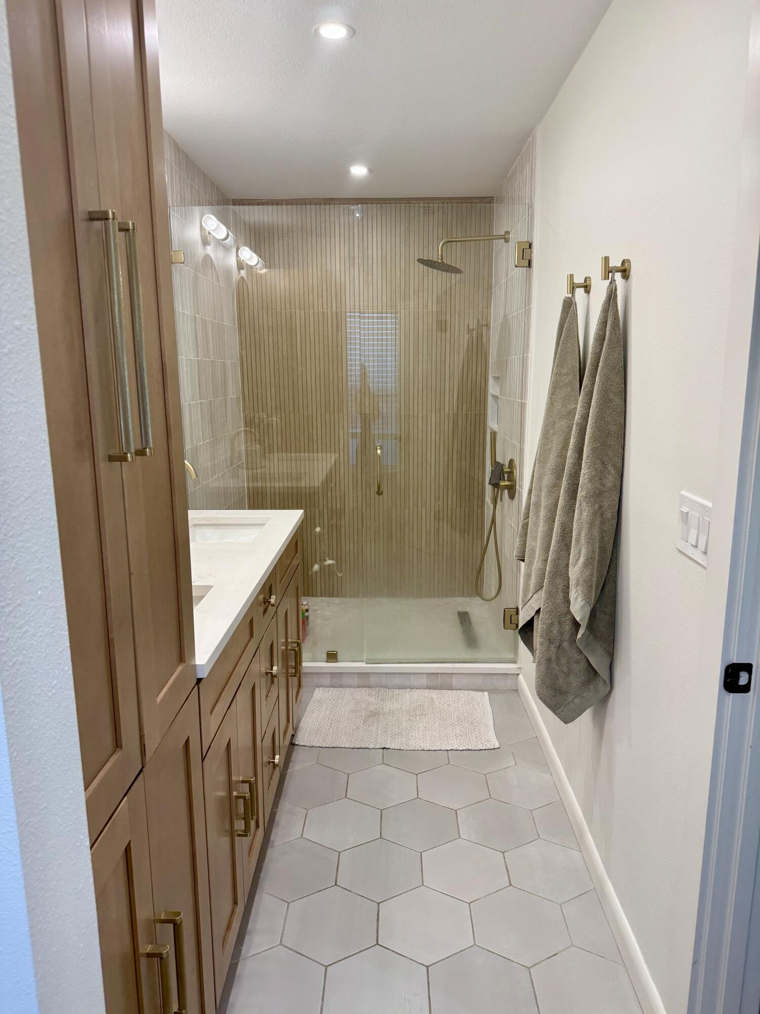 RUSHLIN PARK S/D - Residential Lease