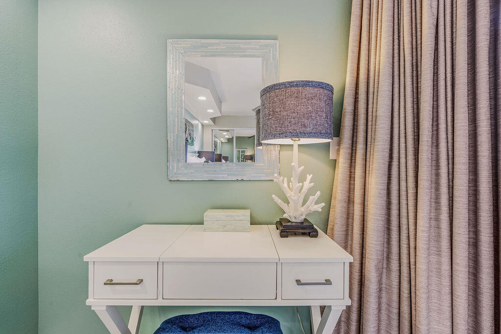 SUNDESTIN INTERNATIONAL CONDO - Residential