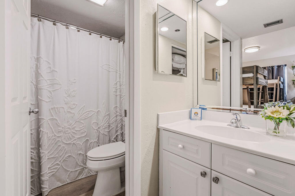 SUNDESTIN INTERNATIONAL CONDO - Residential
