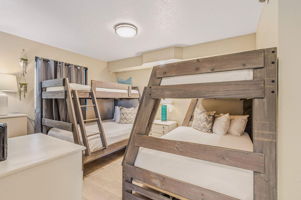 SUNDESTIN INTERNATIONAL CONDO - Residential