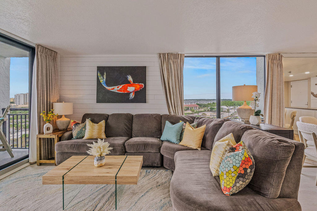 SUNDESTIN INTERNATIONAL CONDO - Residential