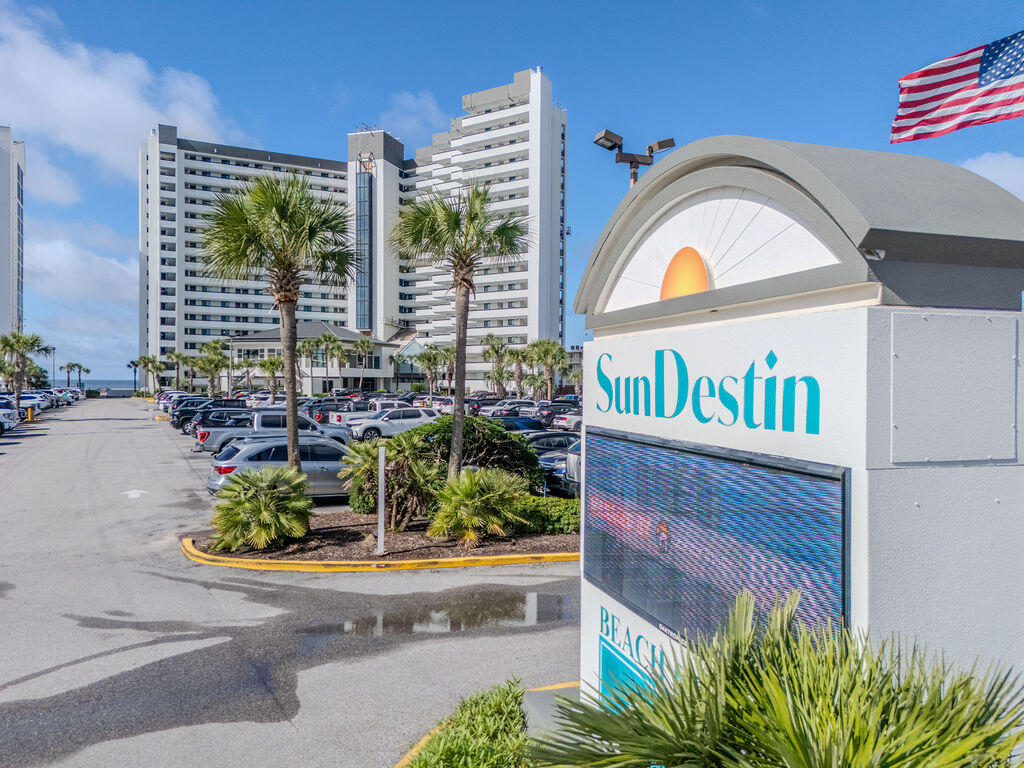 SUNDESTIN INTERNATIONAL CONDO - Residential