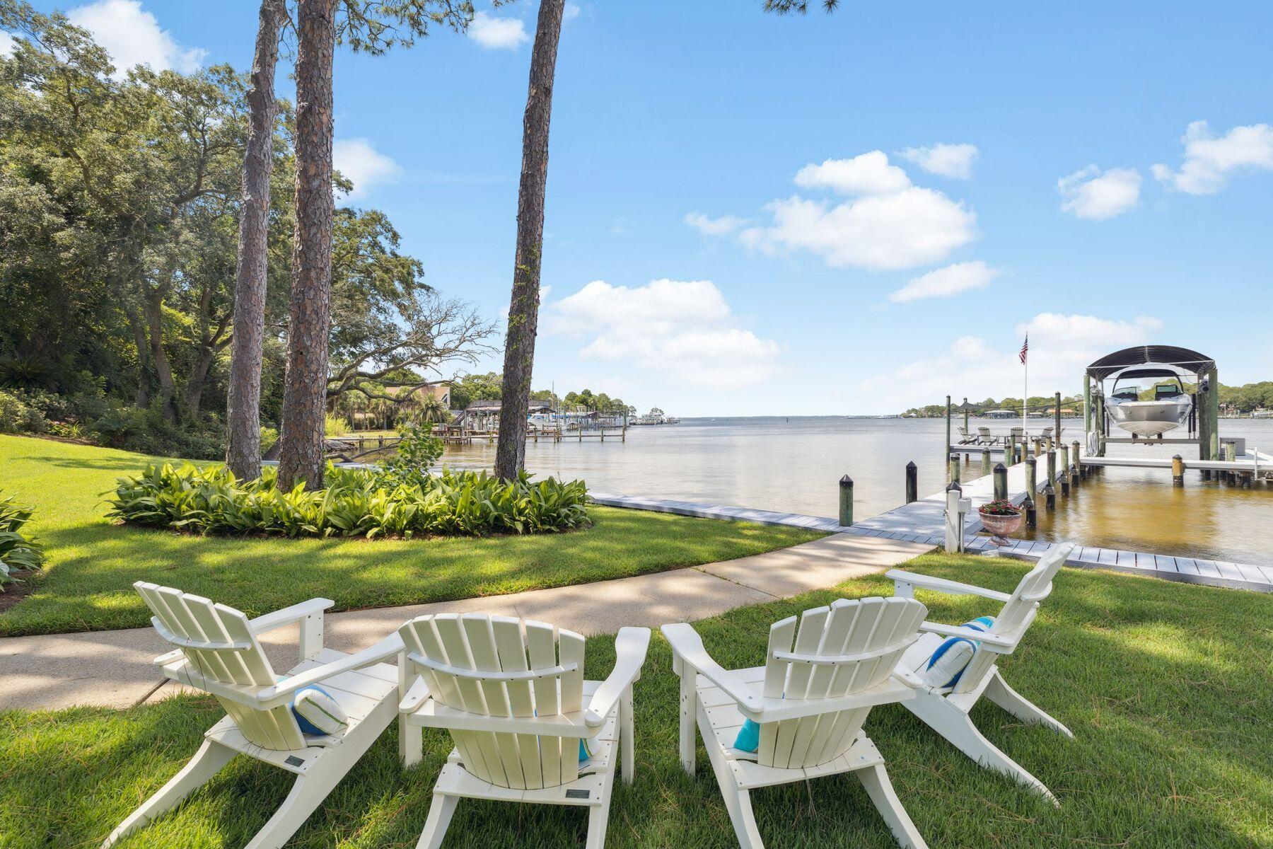 KELLYS ADDN TO DESTIN - Residential