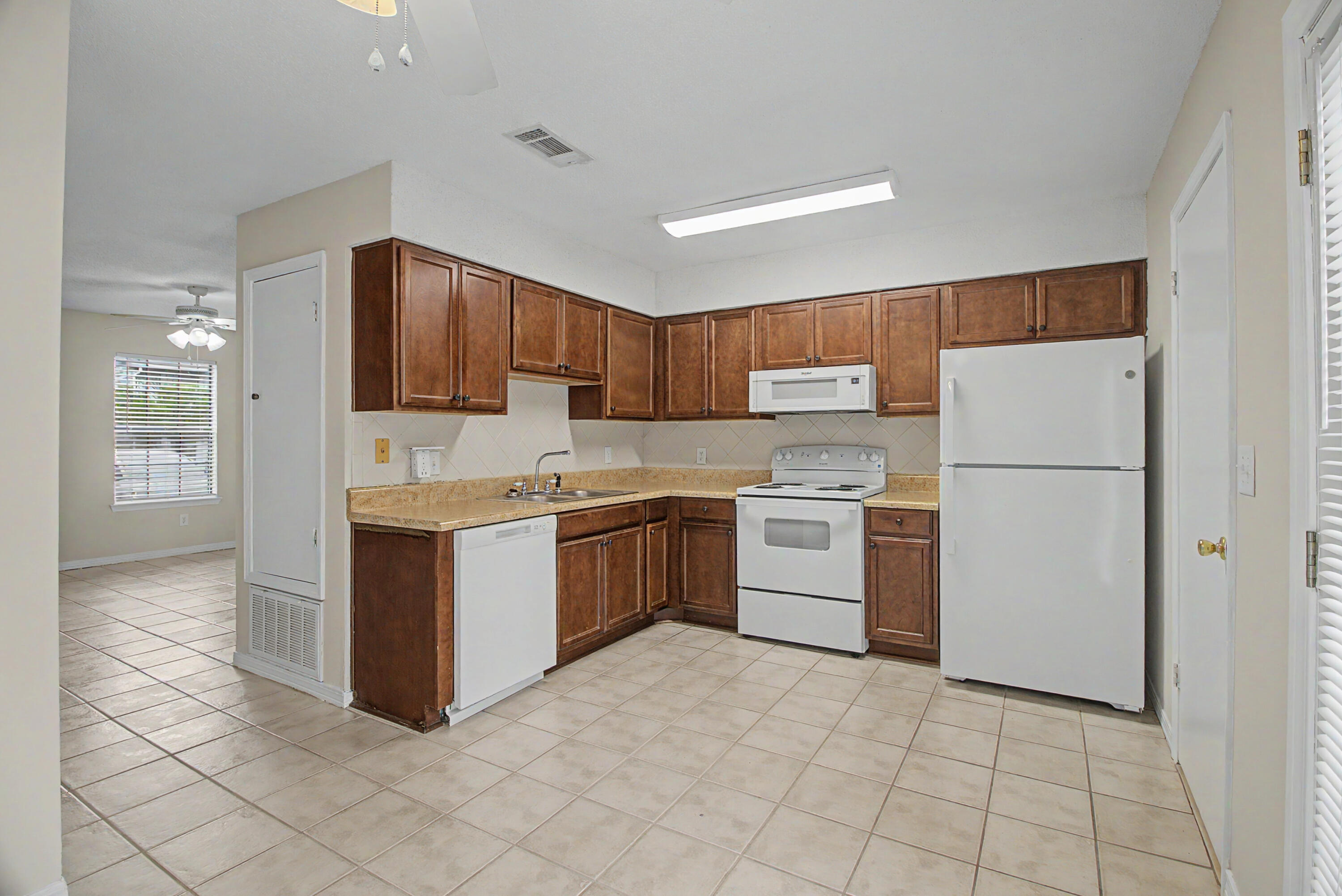 BROWNSVILLE STATION 3 - Residential