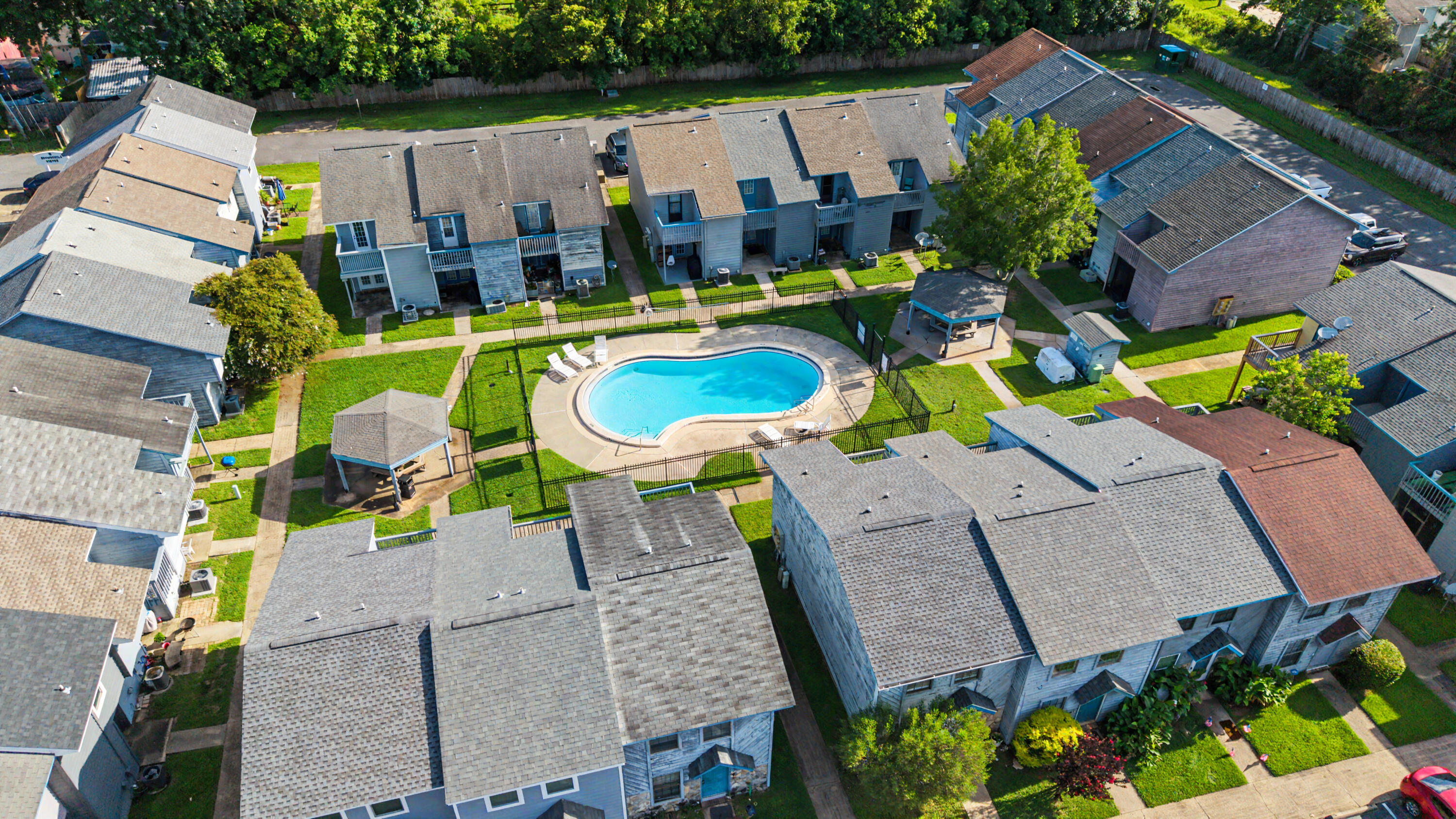 BROWNSVILLE STATION 3 - Residential