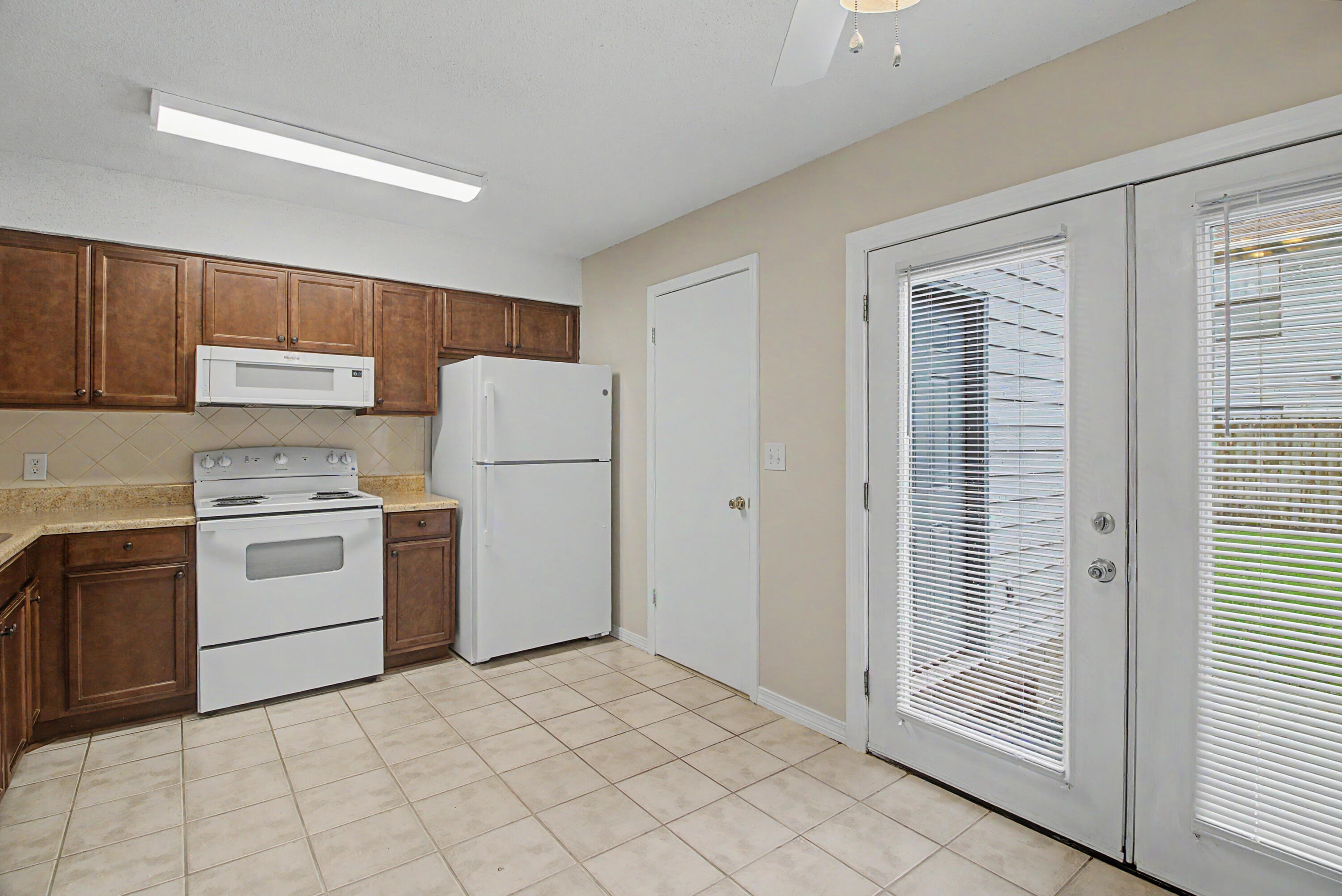 BROWNSVILLE STATION 3 - Residential